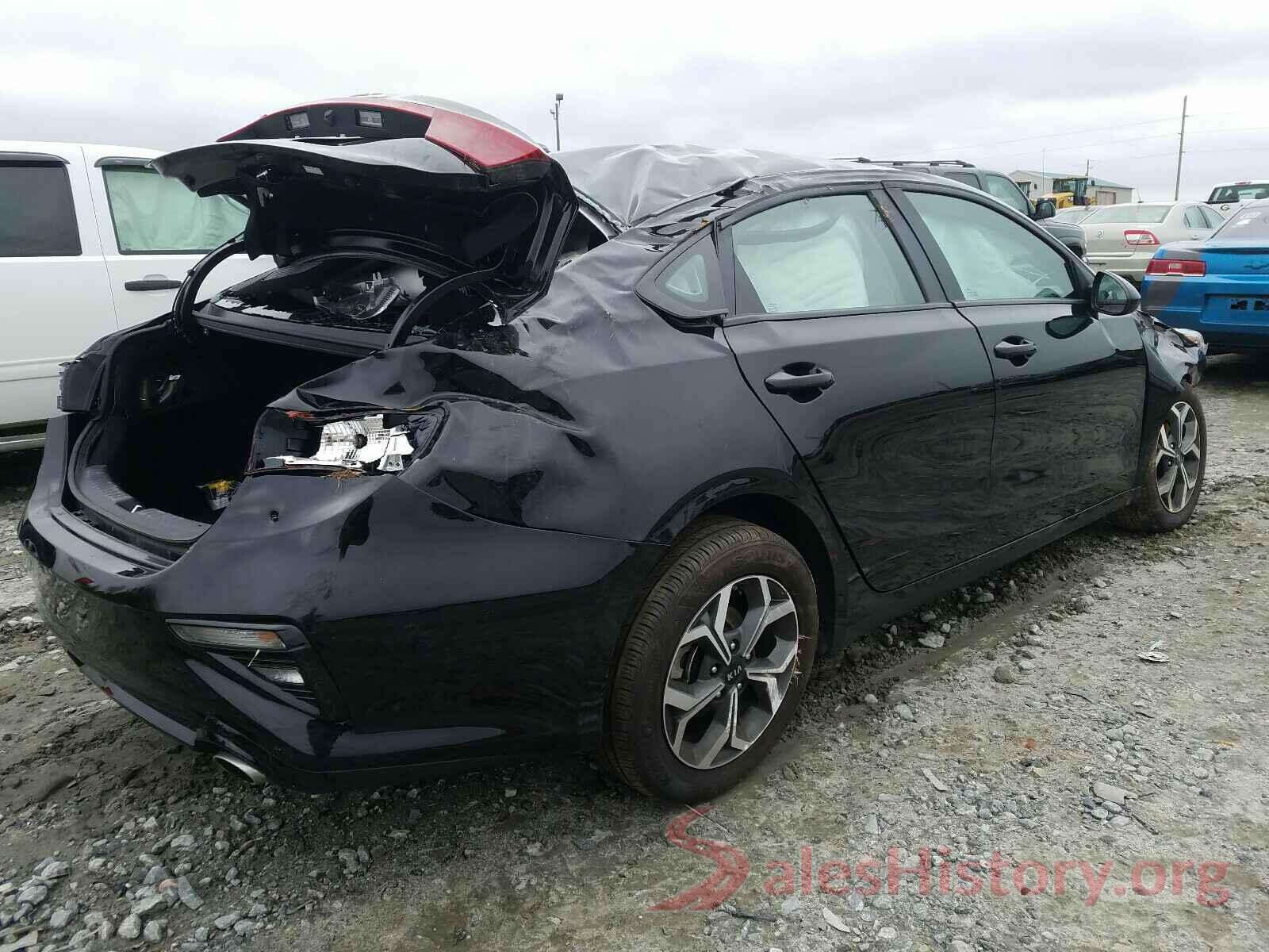 3KPF24AD5KE105981 2019 KIA FORTE