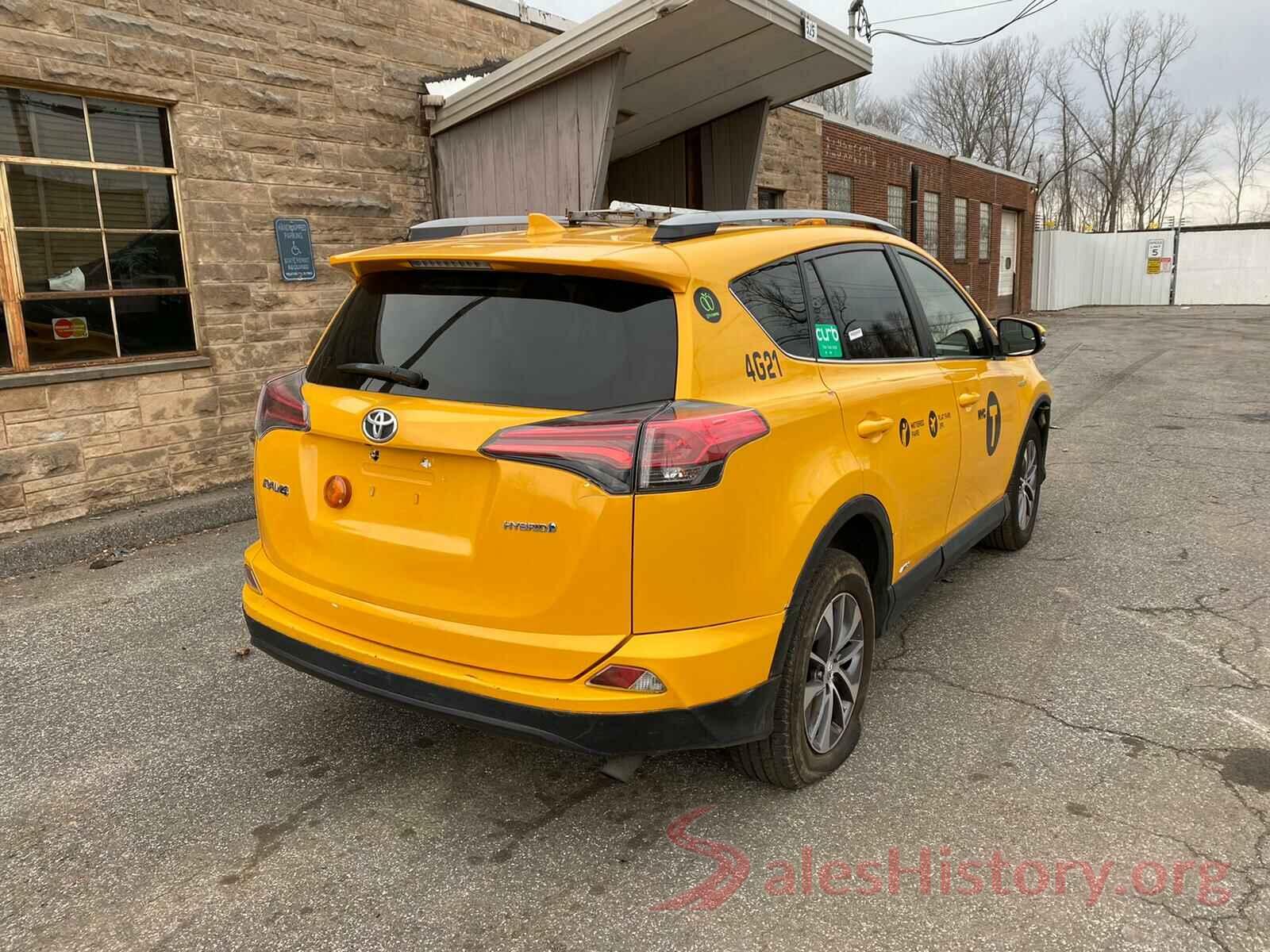 JTMRJREV8HD141545 2017 TOYOTA RAV4