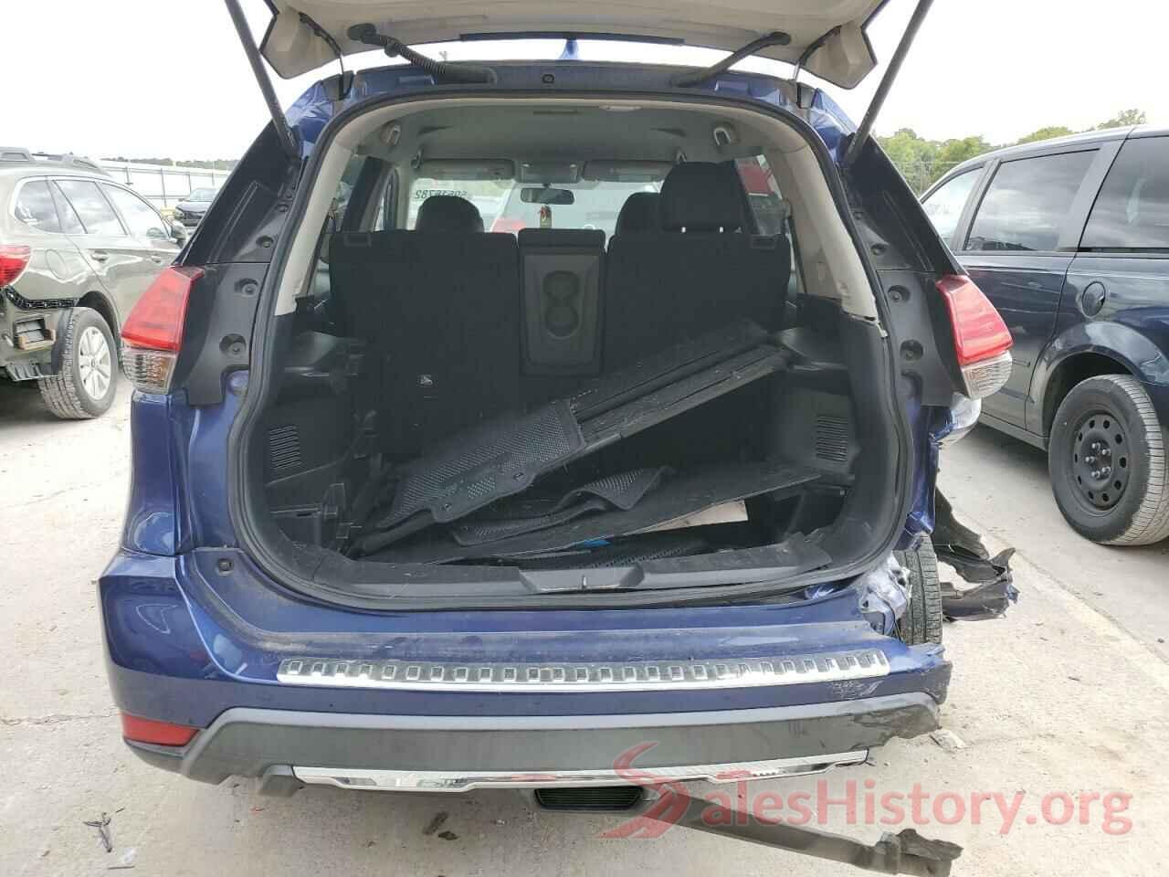 KNMAT2MV6HP580256 2017 NISSAN ROGUE