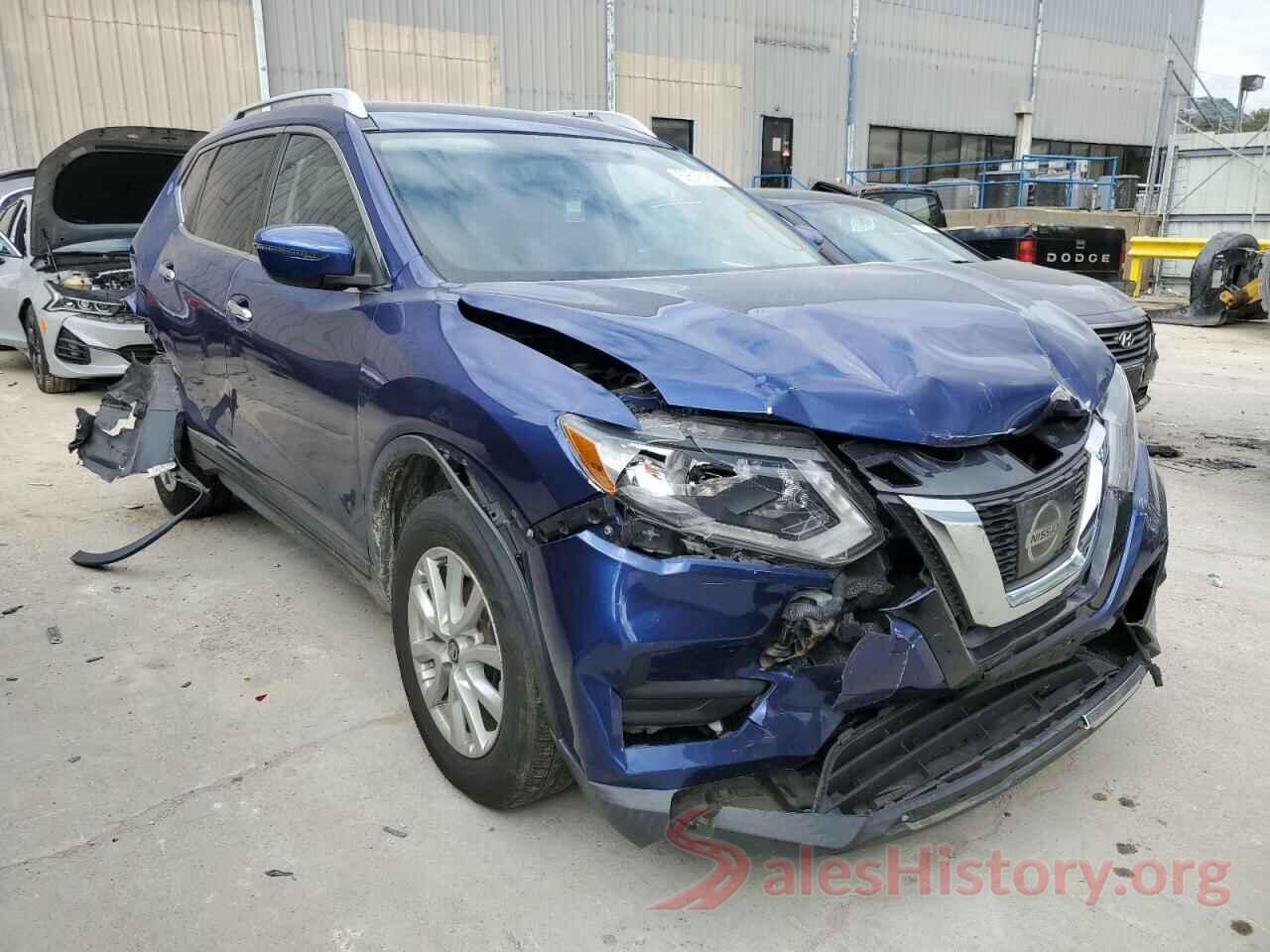 KNMAT2MV6HP580256 2017 NISSAN ROGUE