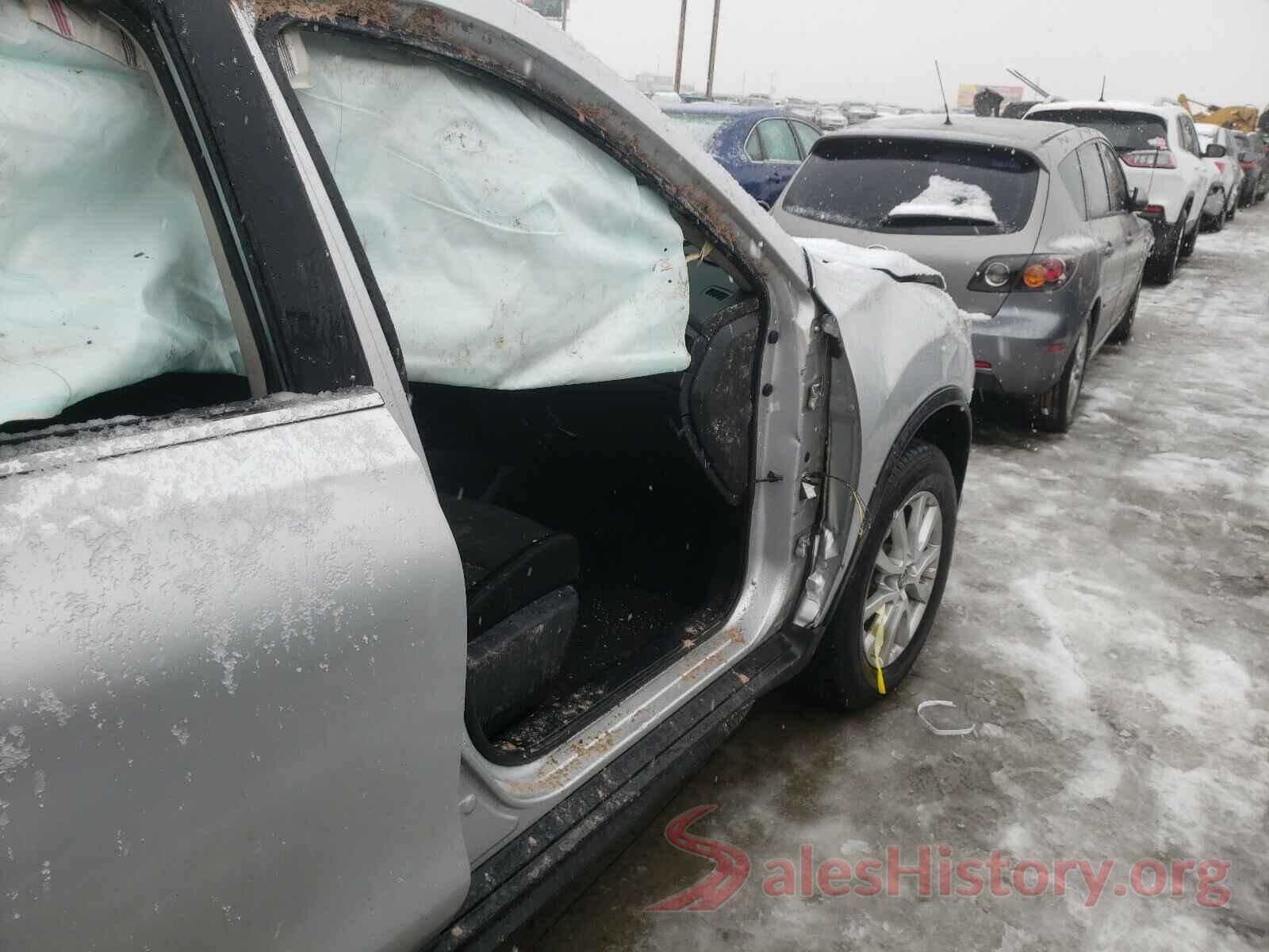 KNMAT2MV5JP568704 2018 NISSAN ROGUE