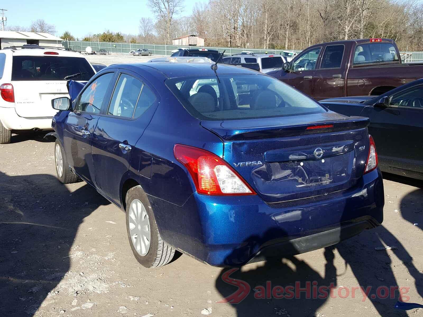 3N1CN7AP7KL875961 2019 NISSAN VERSA