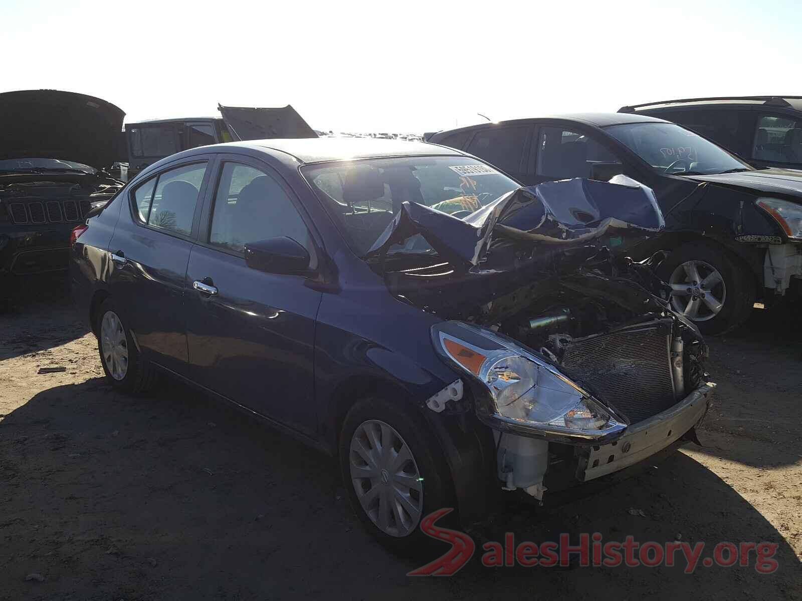 3N1CN7AP7KL875961 2019 NISSAN VERSA