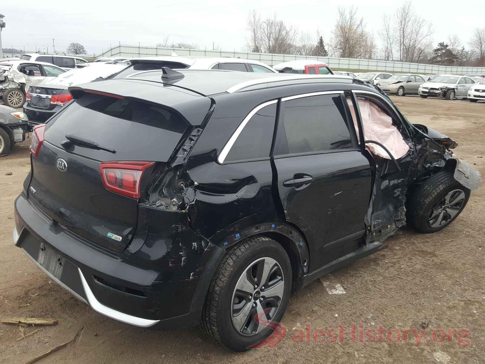 KNDCC3LC8H5065835 2017 KIA NIRO