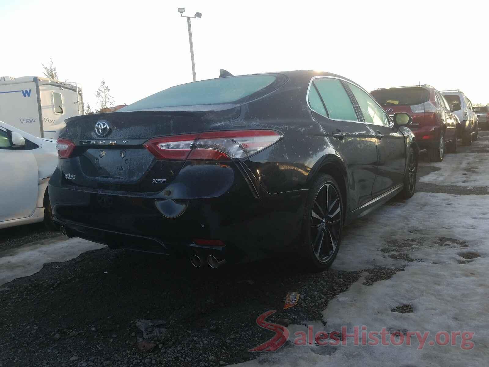 4T1B61HK0KU844128 2019 TOYOTA CAMRY