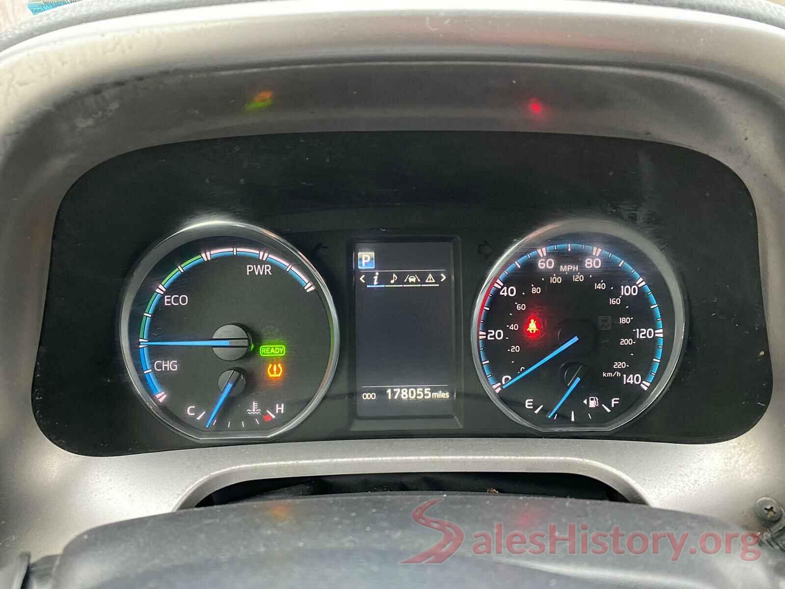 JTMRJREV5HD109099 2017 TOYOTA RAV4