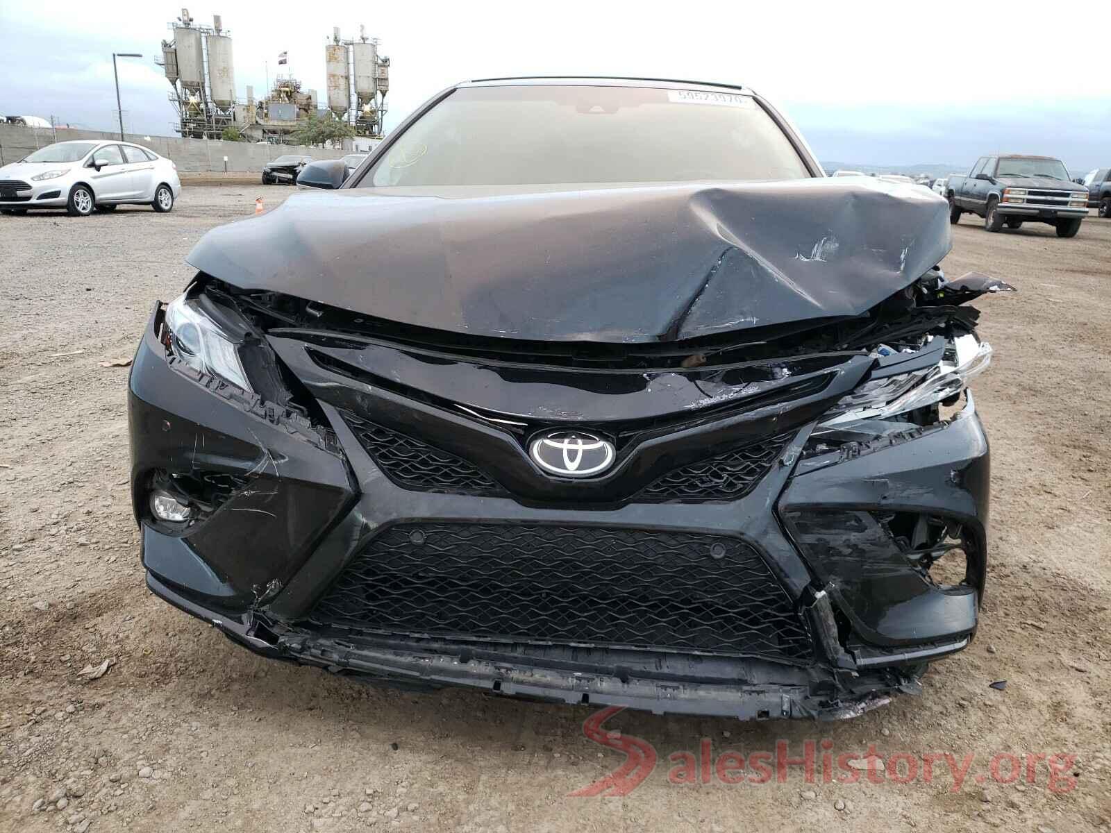 4T1BZ1HK4JU006075 2018 TOYOTA CAMRY