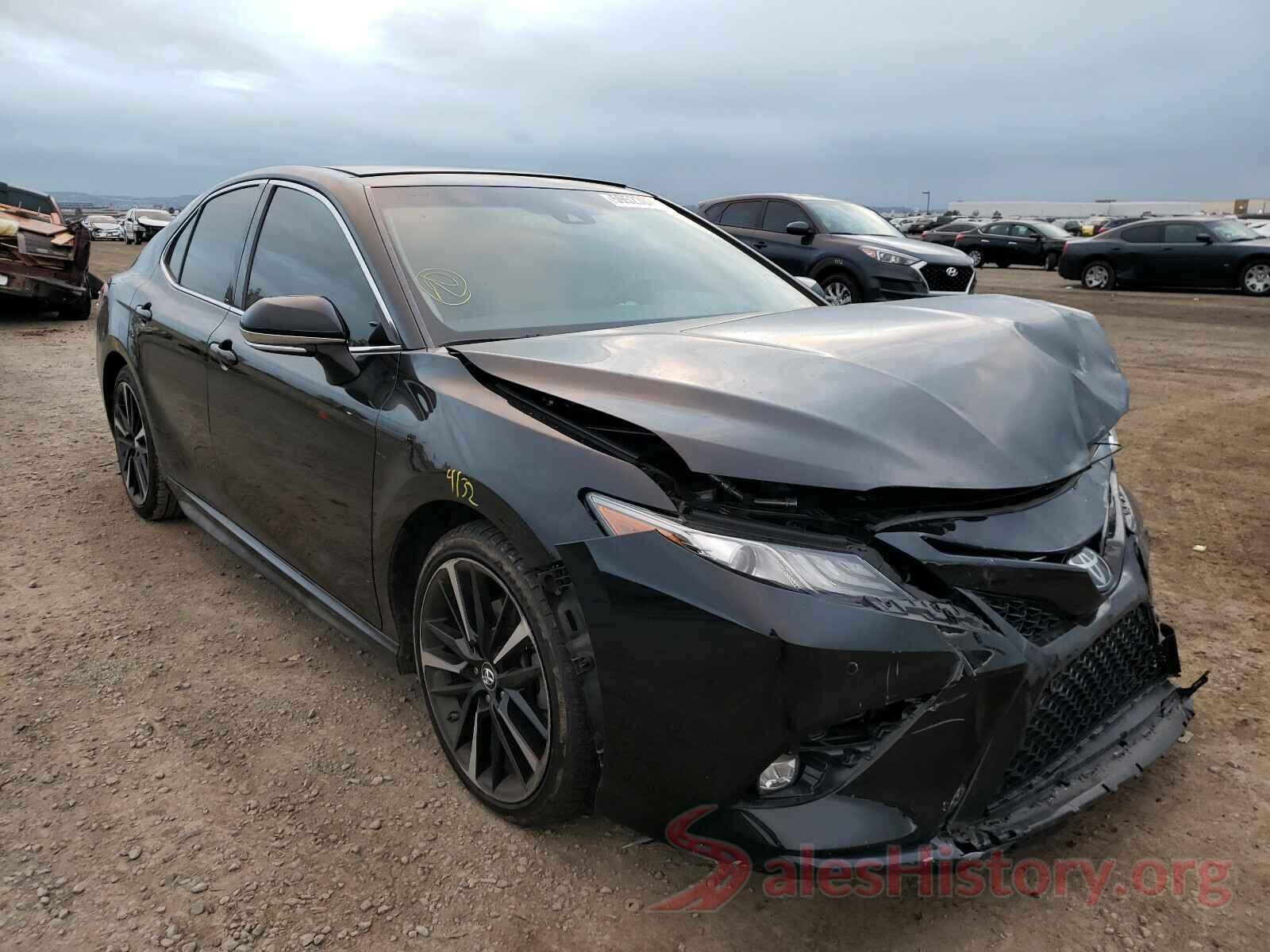 4T1BZ1HK4JU006075 2018 TOYOTA CAMRY