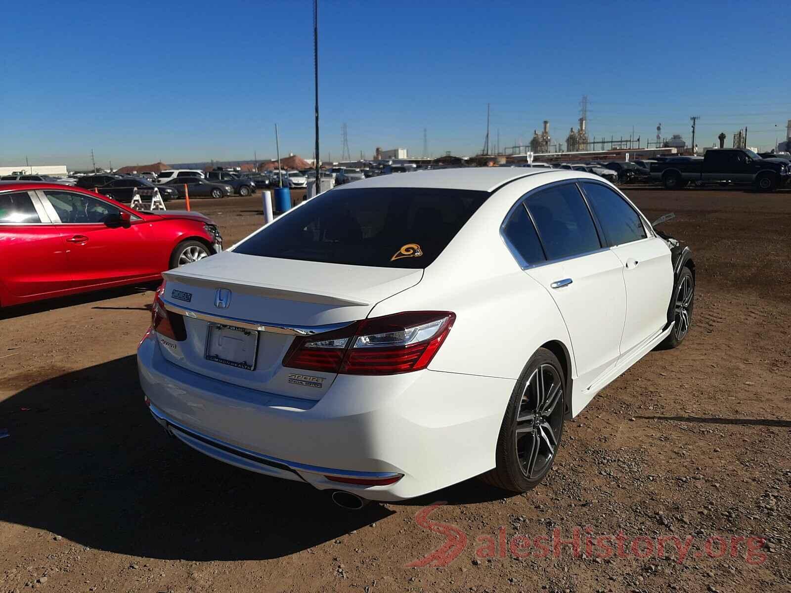 1HGCR2F1XHA213365 2017 HONDA ACCORD