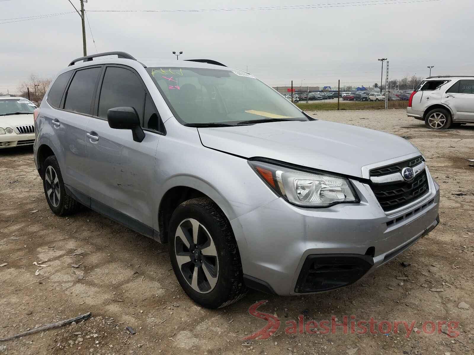 JF2SJABC1JH558883 2018 SUBARU FORESTER