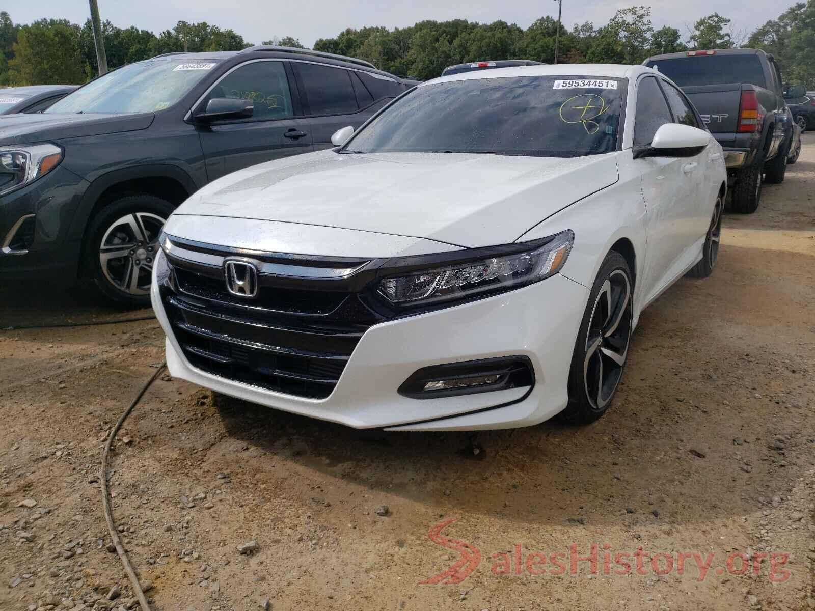 1HGCV1F33JA247564 2018 HONDA ACCORD