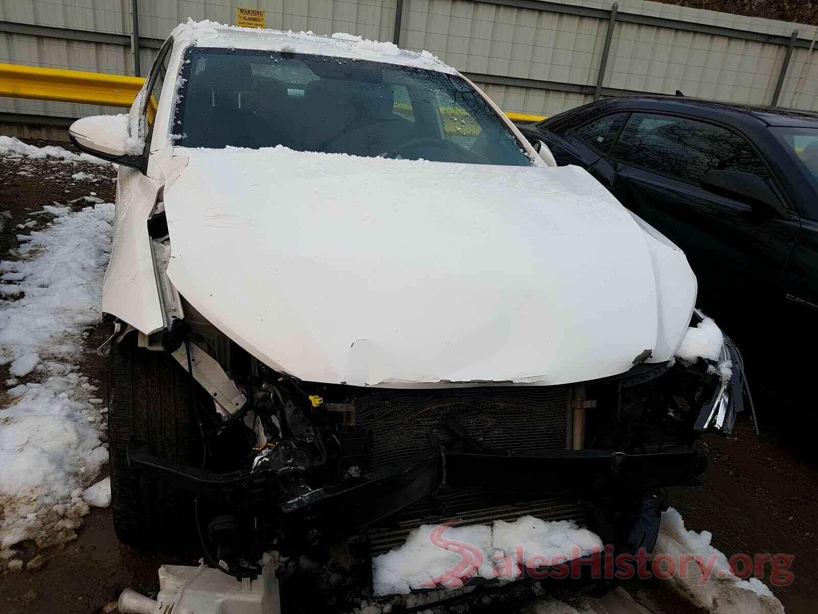 KMHD04LB5HU365599 2017 HYUNDAI ELANTRA