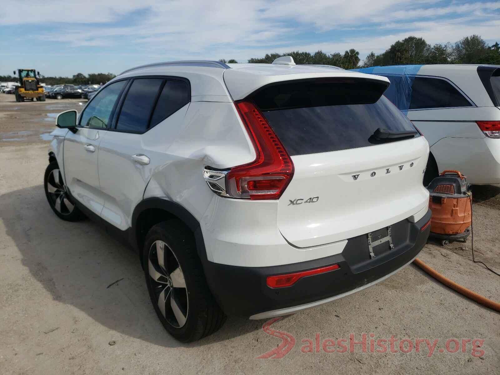 YV4162UK4K2050950 2019 VOLVO XC40