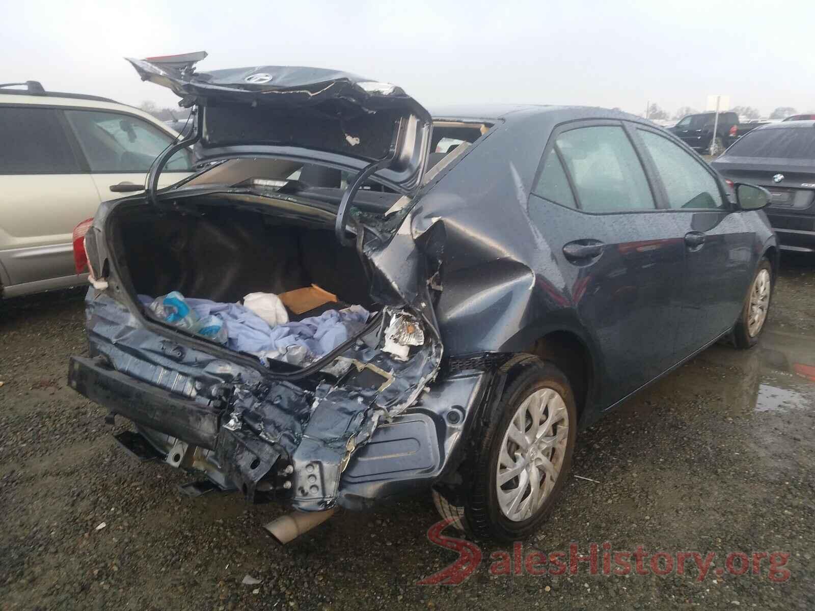 2T1BURHE3JC058676 2018 TOYOTA COROLLA