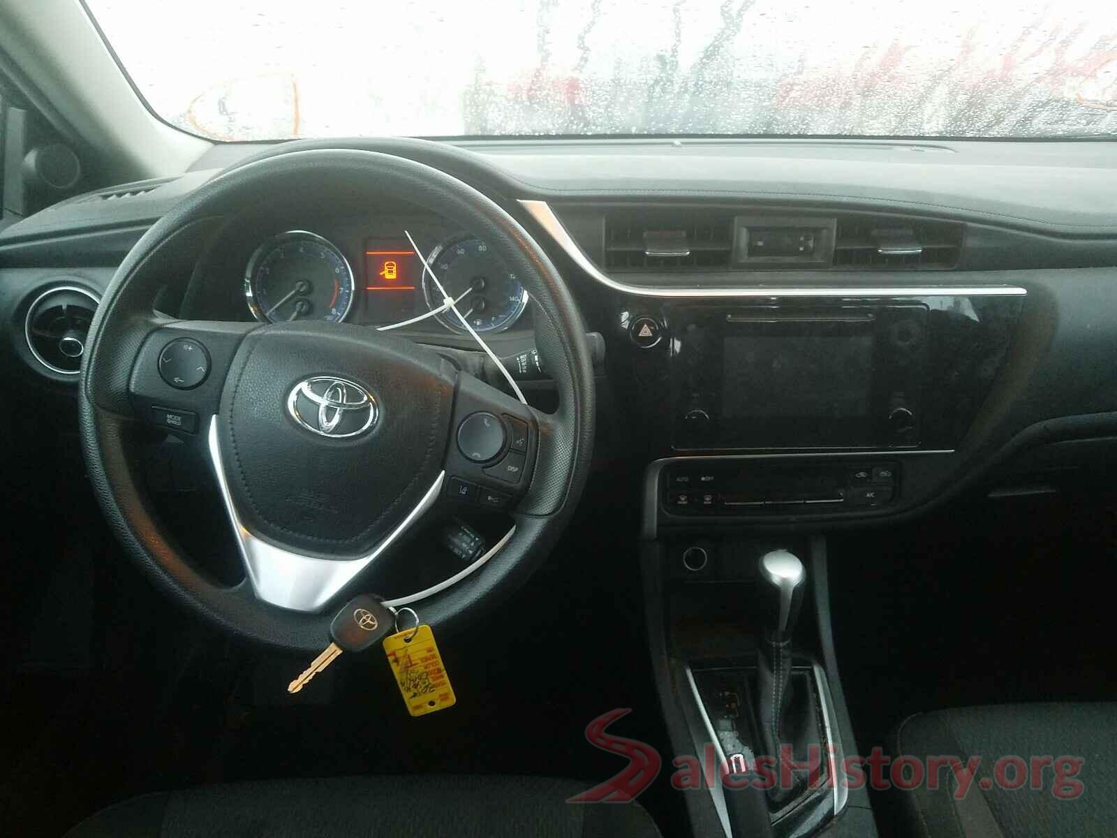 2T1BURHE3JC058676 2018 TOYOTA COROLLA