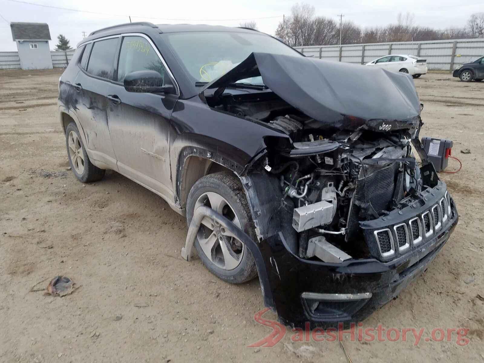 3C4NJDBB3JT100669 2018 JEEP COMPASS