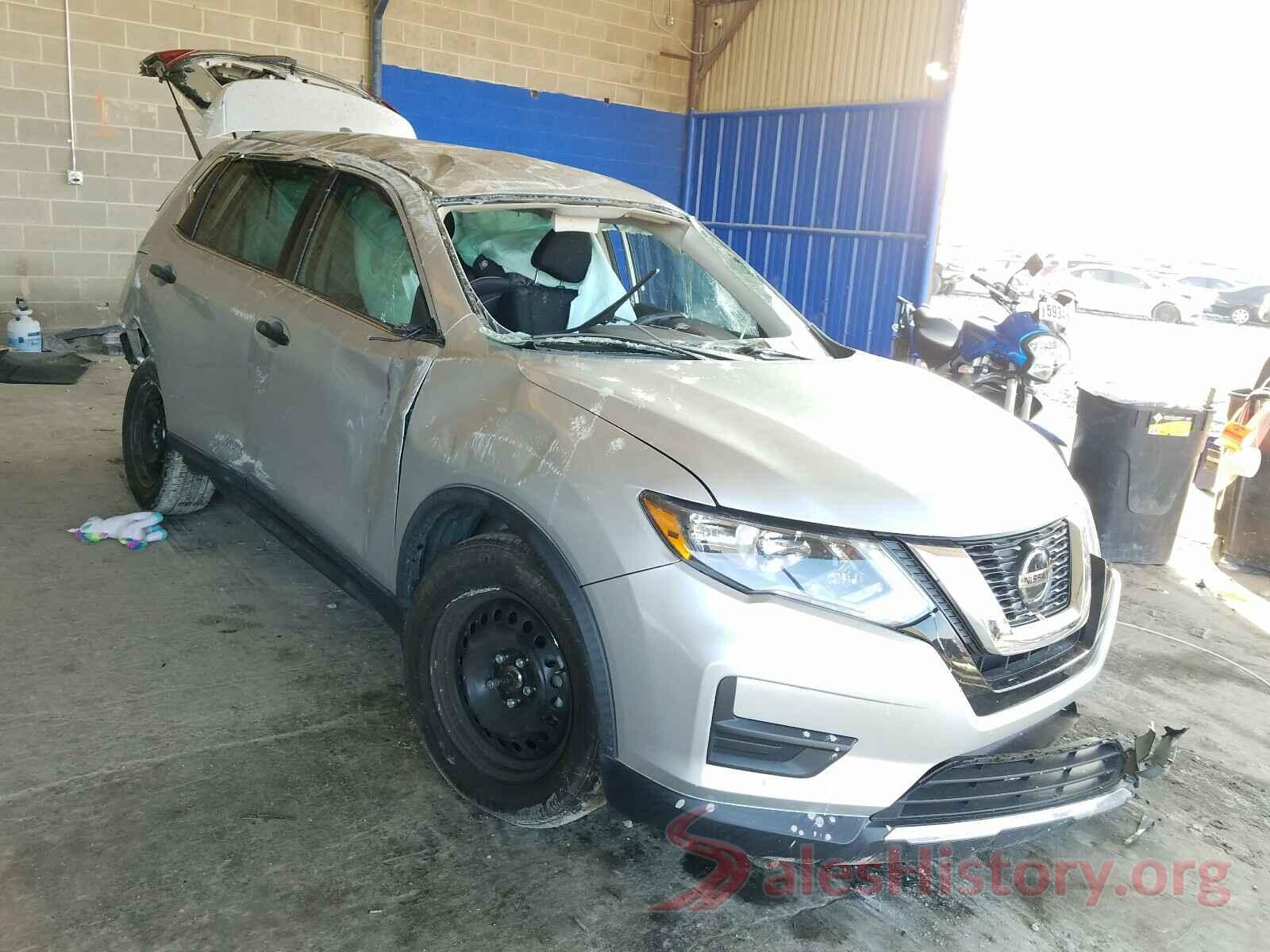 KNMAT2MT1JP589290 2018 NISSAN ROGUE