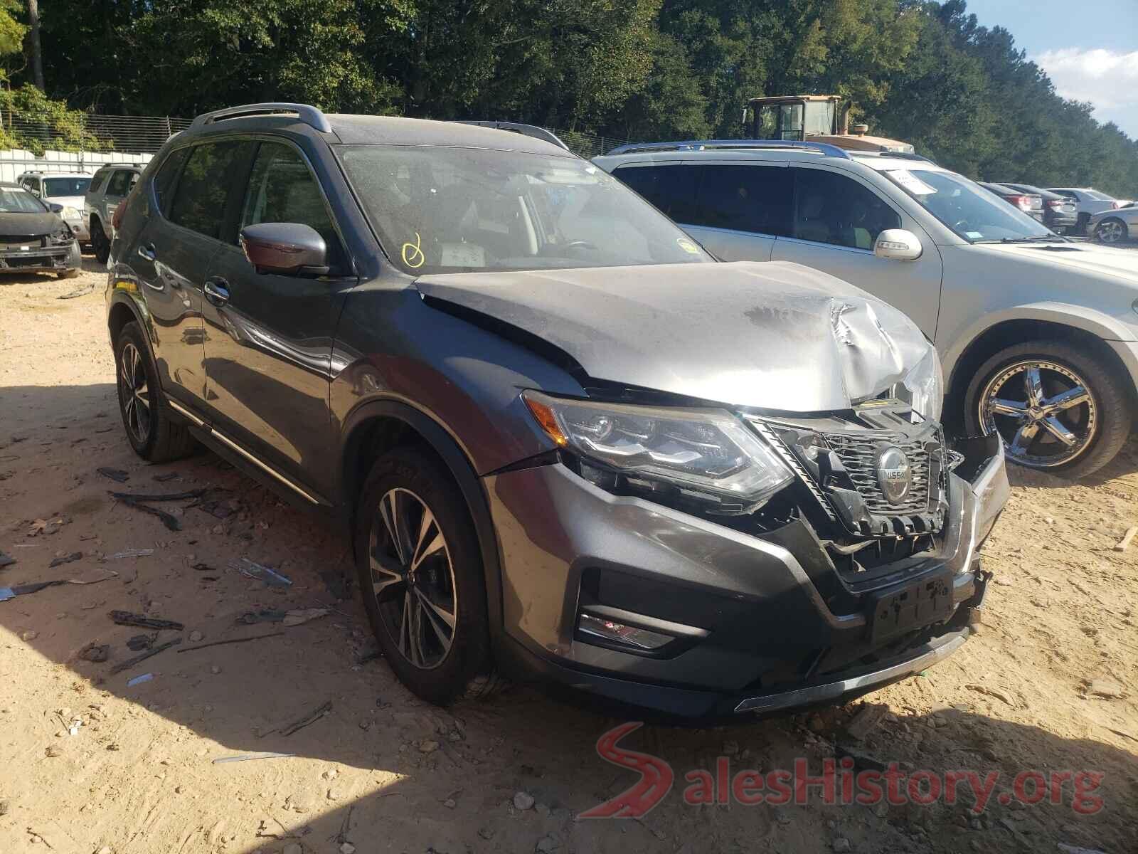 JN8AT2MVXJW307482 2018 NISSAN ROGUE