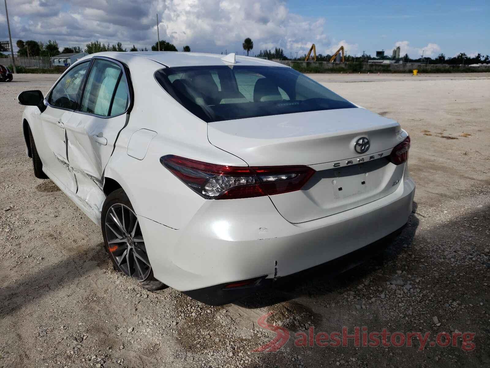 4T1F11AK1MU441675 2021 TOYOTA CAMRY