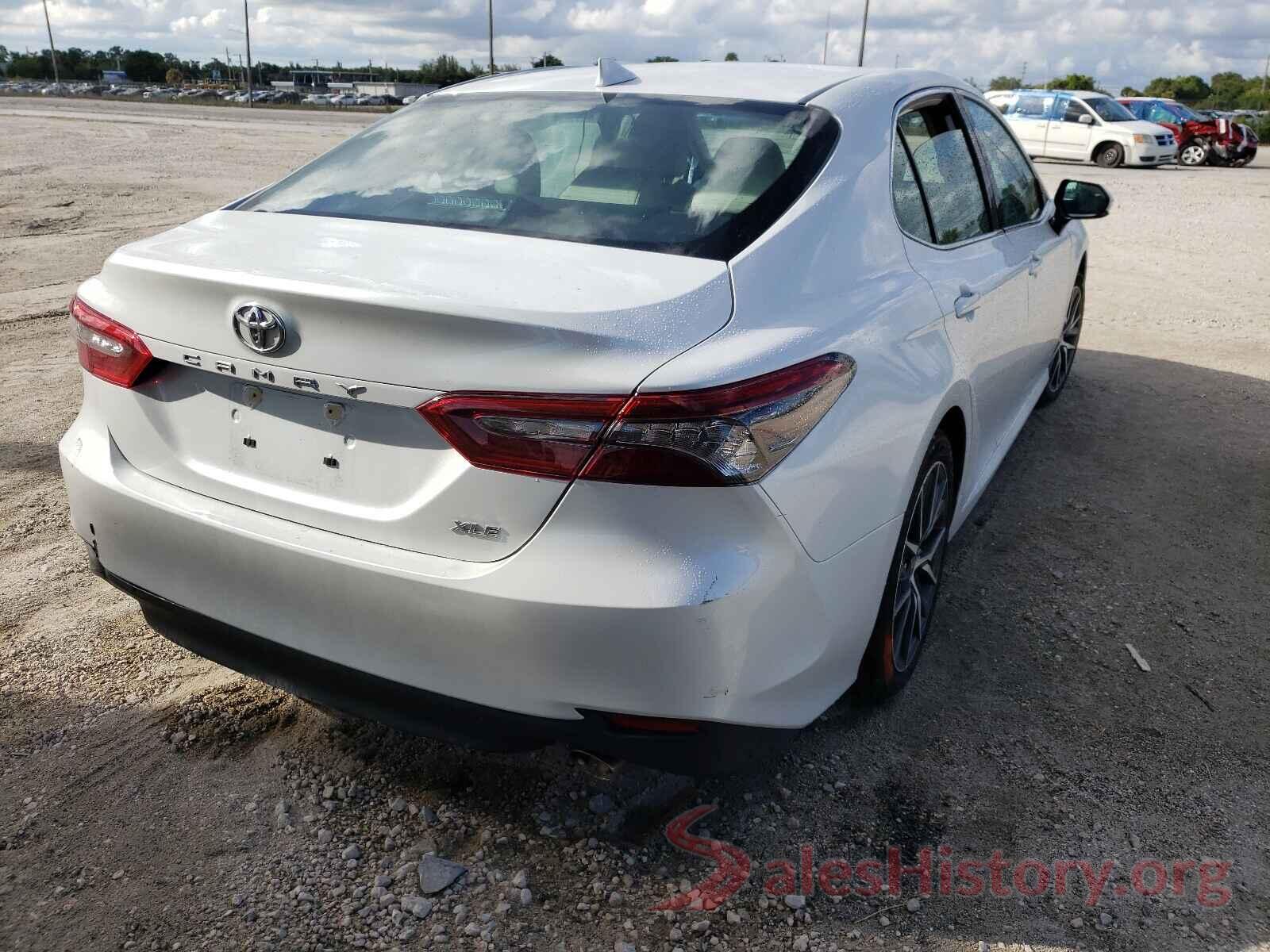 4T1F11AK1MU441675 2021 TOYOTA CAMRY