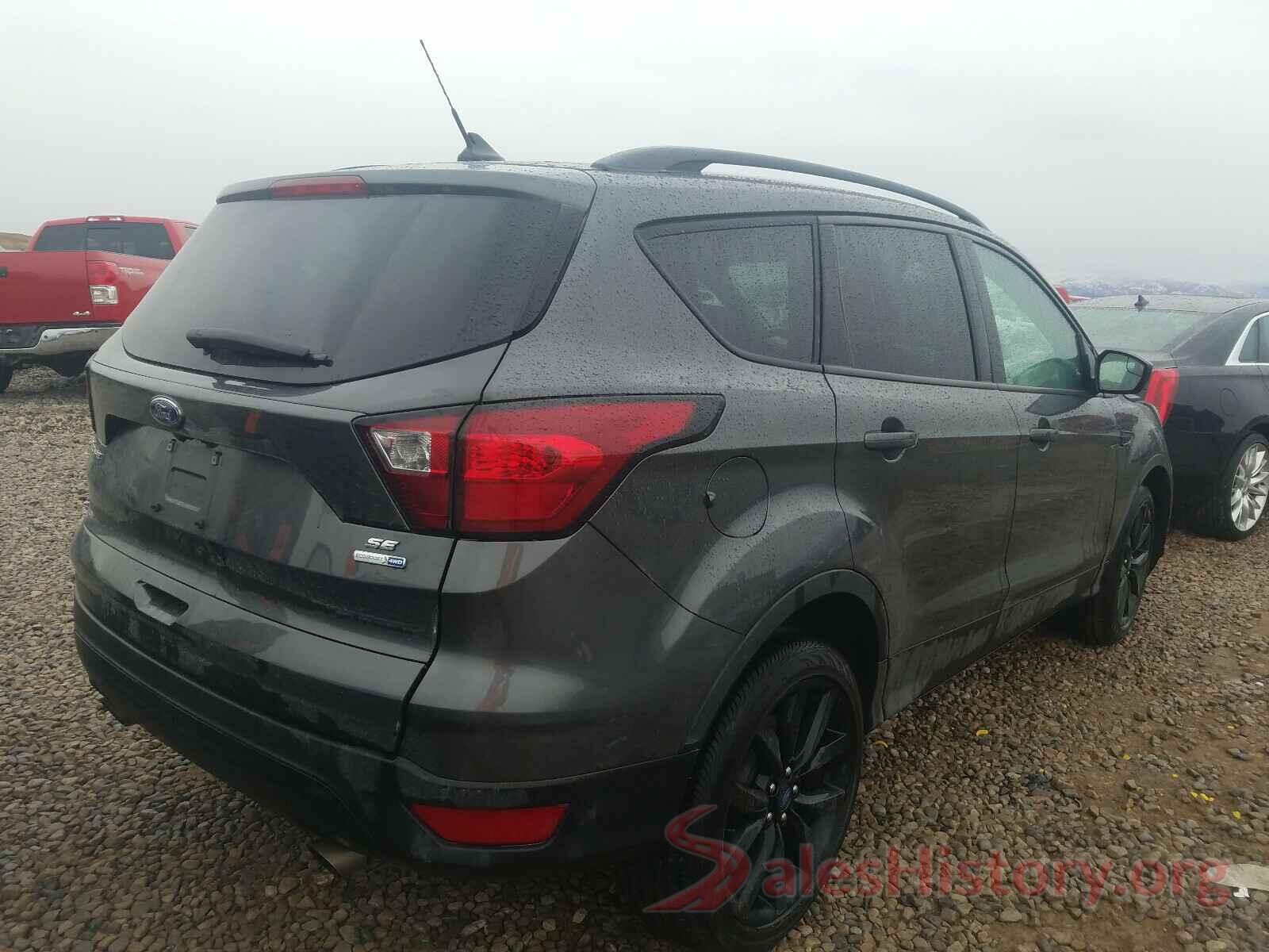 1FMCU9GD5KUB60817 2019 FORD ESCAPE