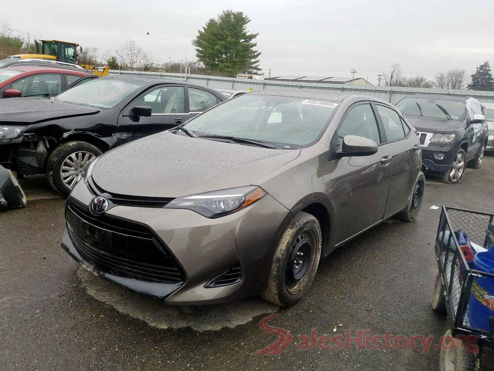 2T1BURHE1JC122634 2018 TOYOTA COROLLA