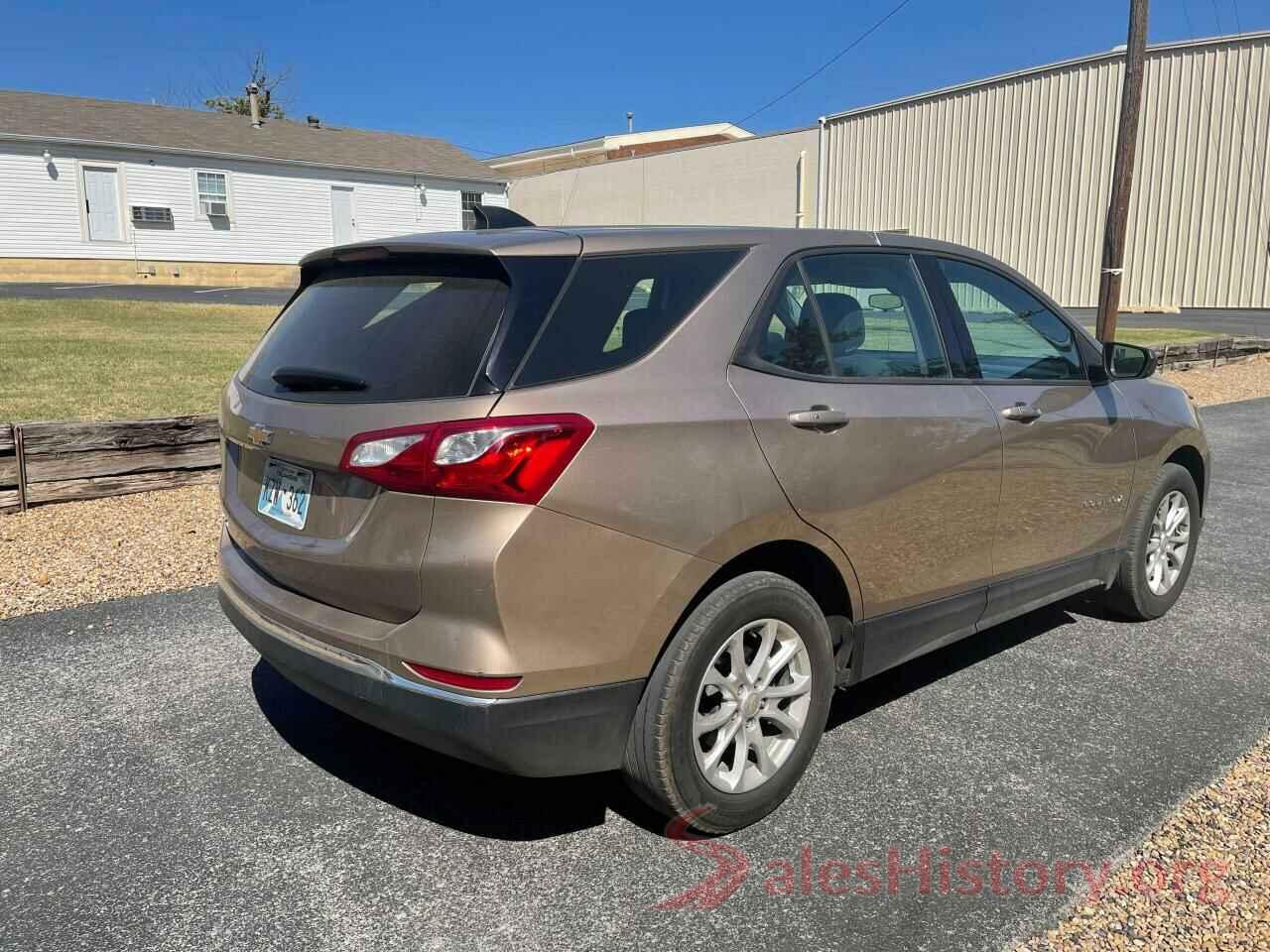 2GNAXHEV8J6202233 2018 CHEVROLET EQUINOX