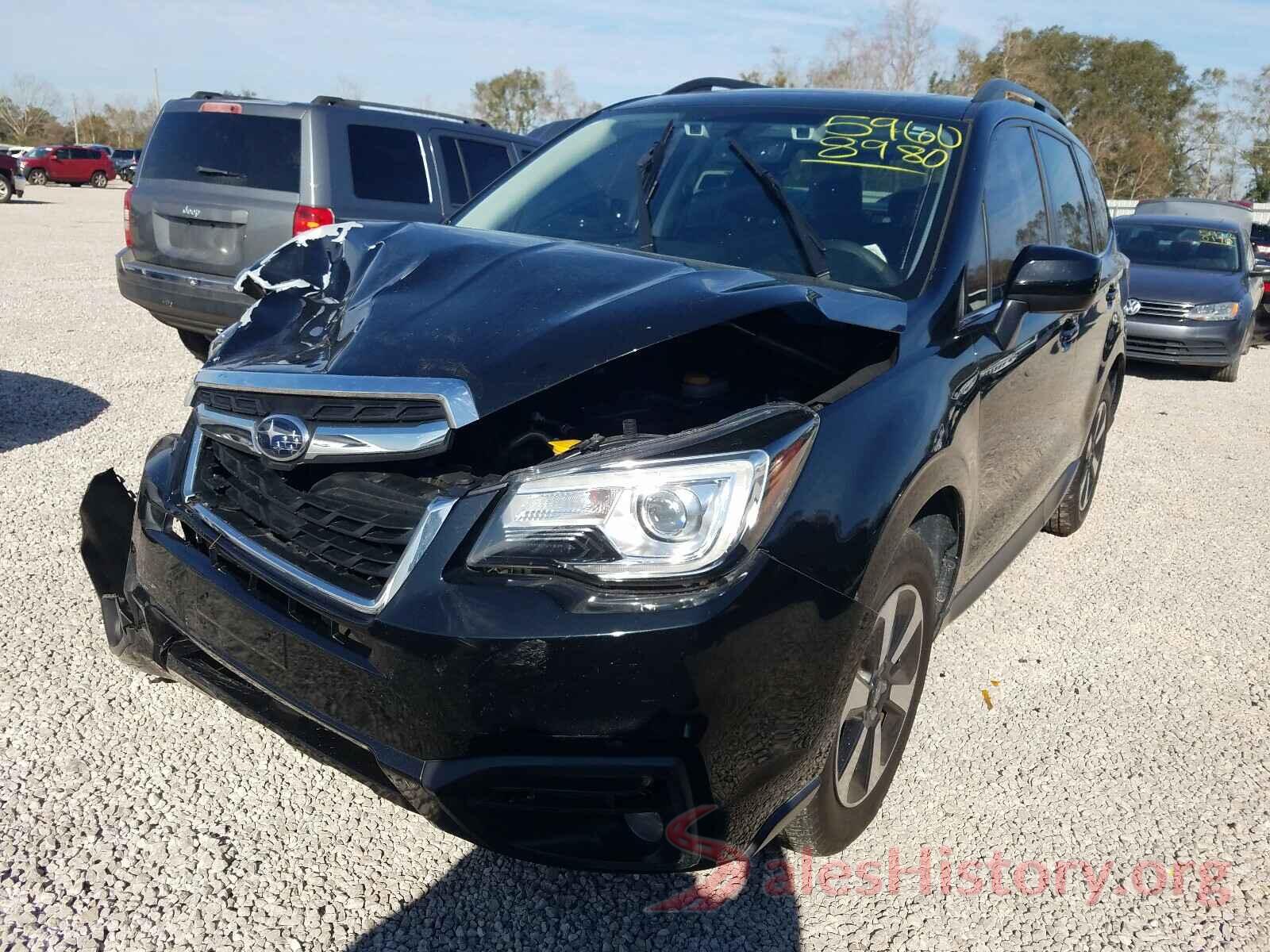 JF2SJARC2HH431611 2017 SUBARU FORESTER