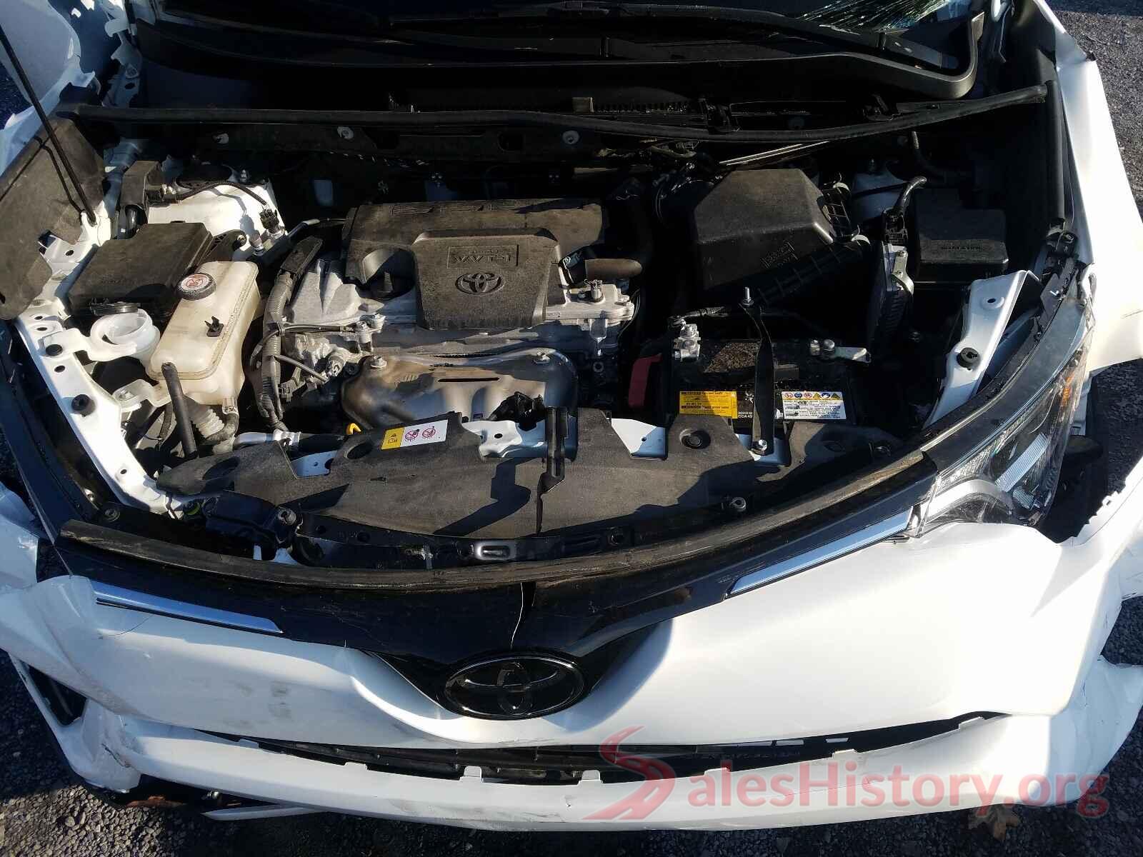 JTMRFREV2JJ722175 2018 TOYOTA RAV4