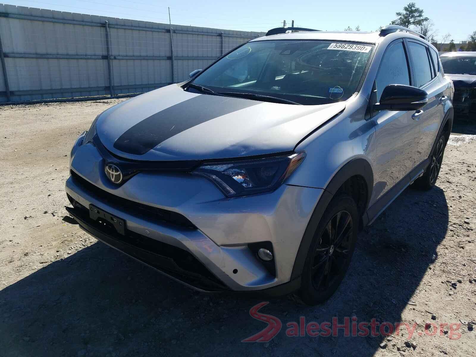 2T3RFREV3JW765134 2018 TOYOTA RAV4