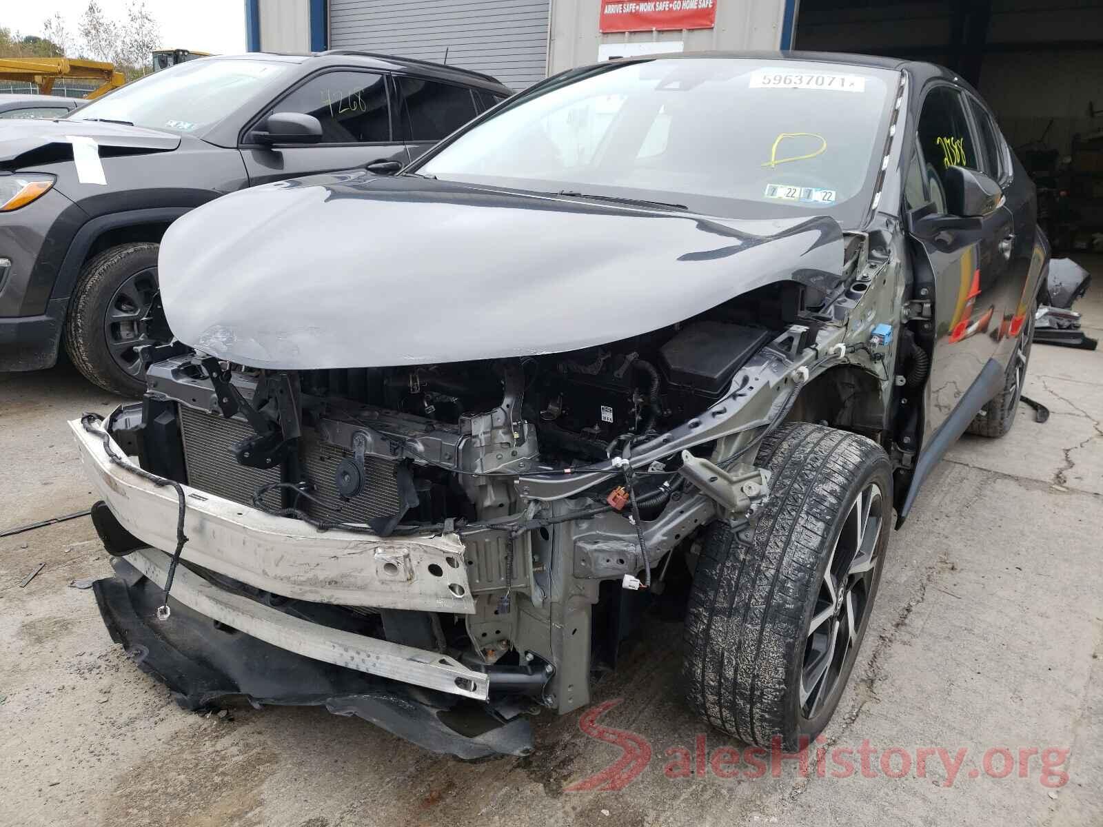 NMTKHMBX7JR045842 2018 TOYOTA C-HR