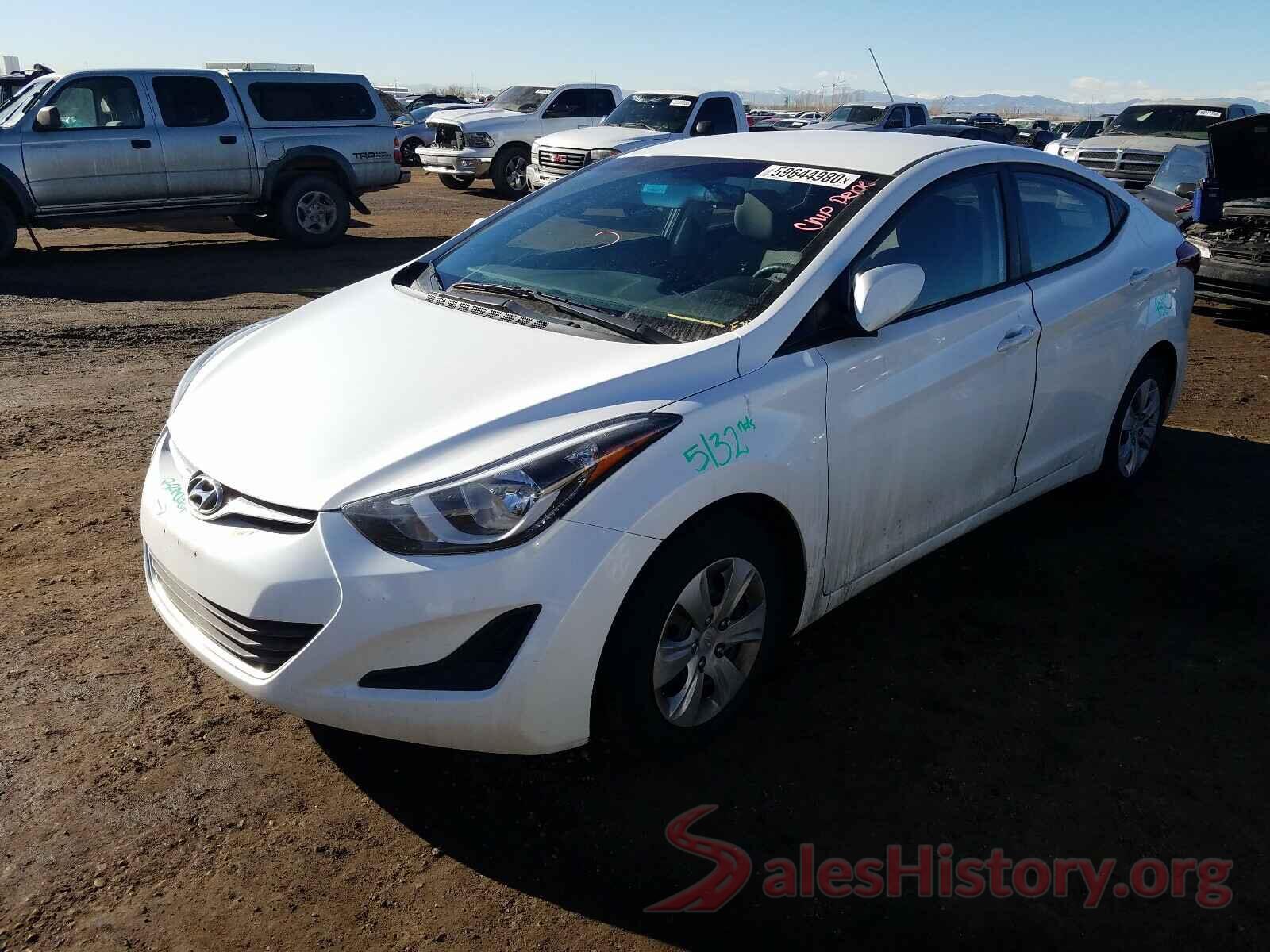 5NPDH4AE0GH679051 2016 HYUNDAI ELANTRA