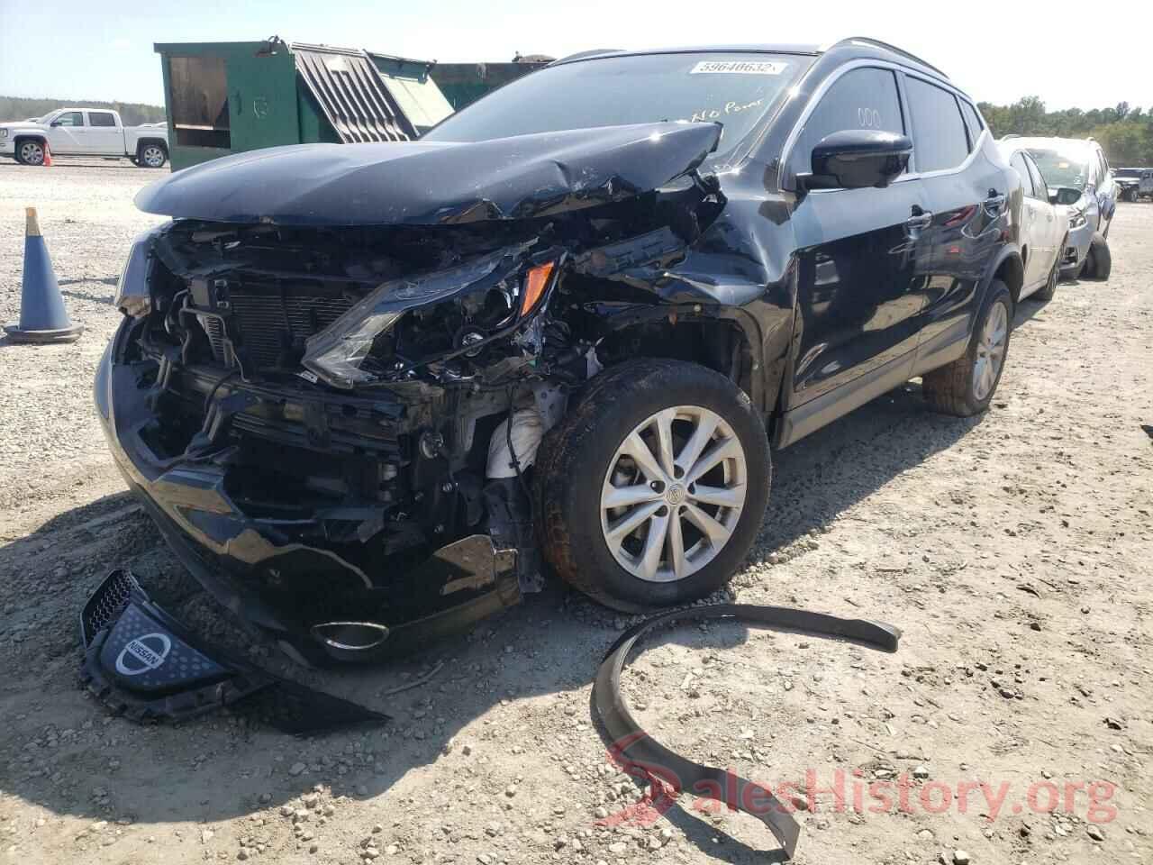 JN1BJ1CPXJW185616 2018 NISSAN ROGUE