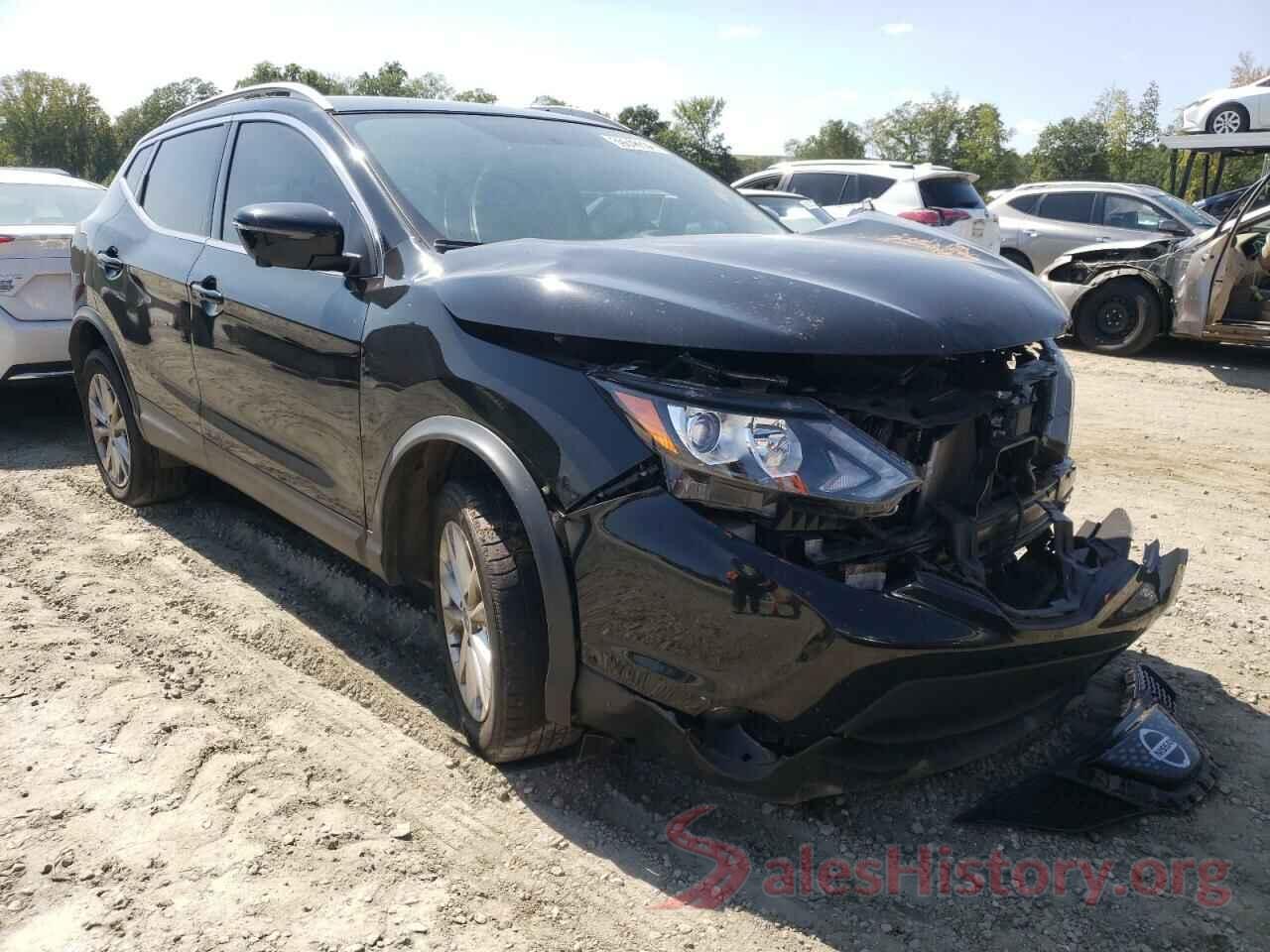 JN1BJ1CPXJW185616 2018 NISSAN ROGUE