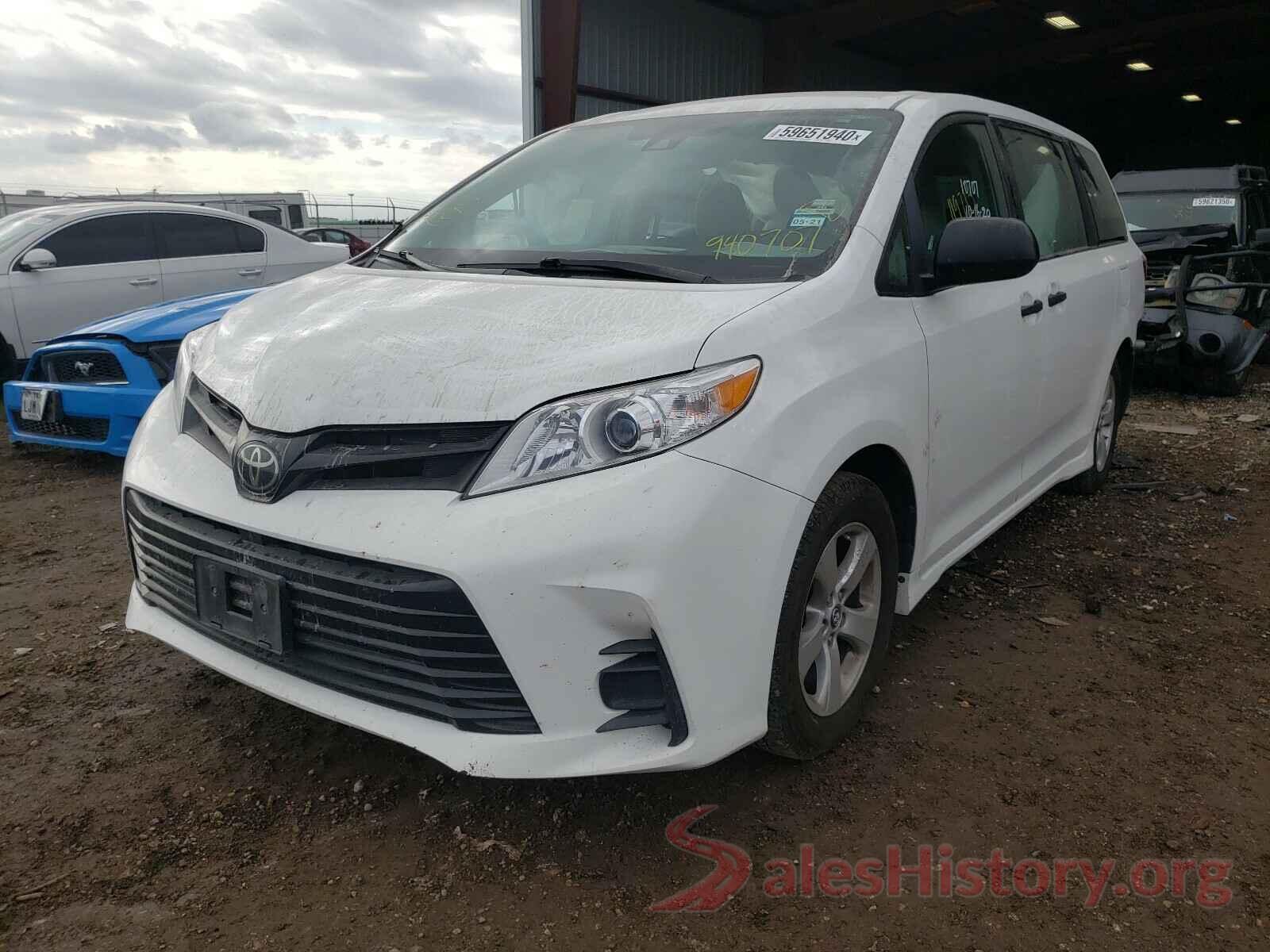 5TDZZ3DC4JS940707 2018 TOYOTA SIENNA