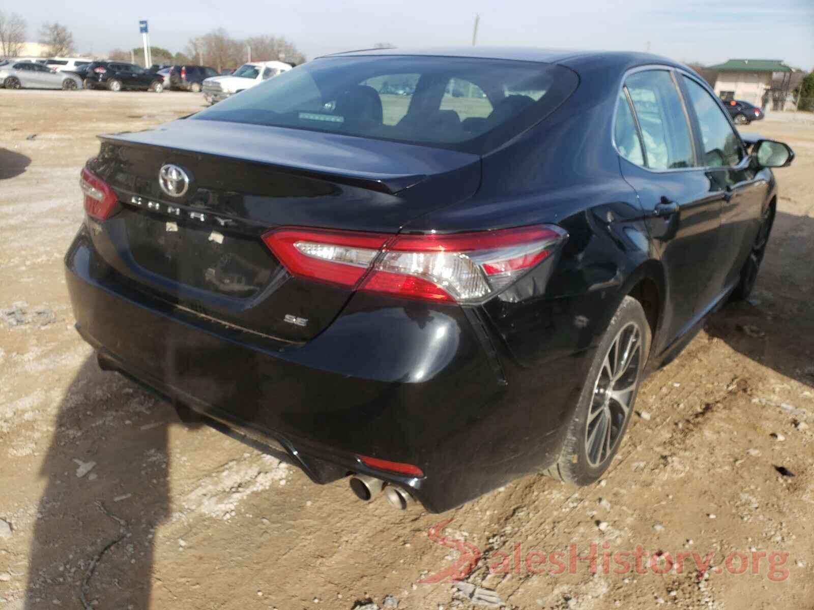 4T1B11HK8JU669057 2018 TOYOTA CAMRY