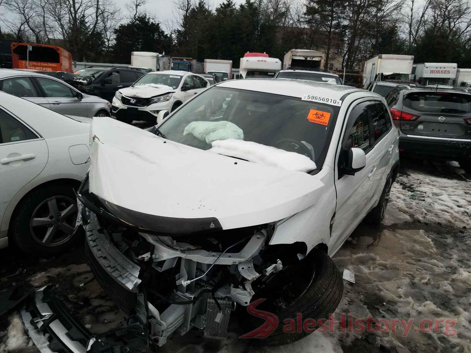 JA4AR3AU8LU023630 2020 MITSUBISHI OUTLANDER