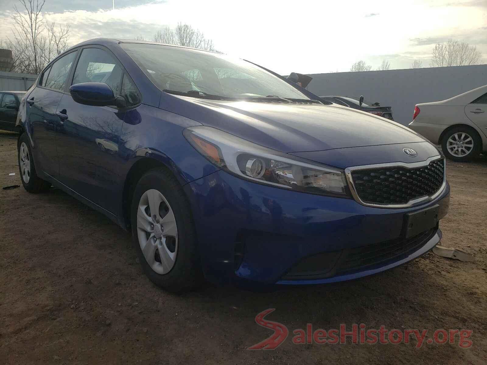 3KPFK4A78JE188413 2018 KIA FORTE