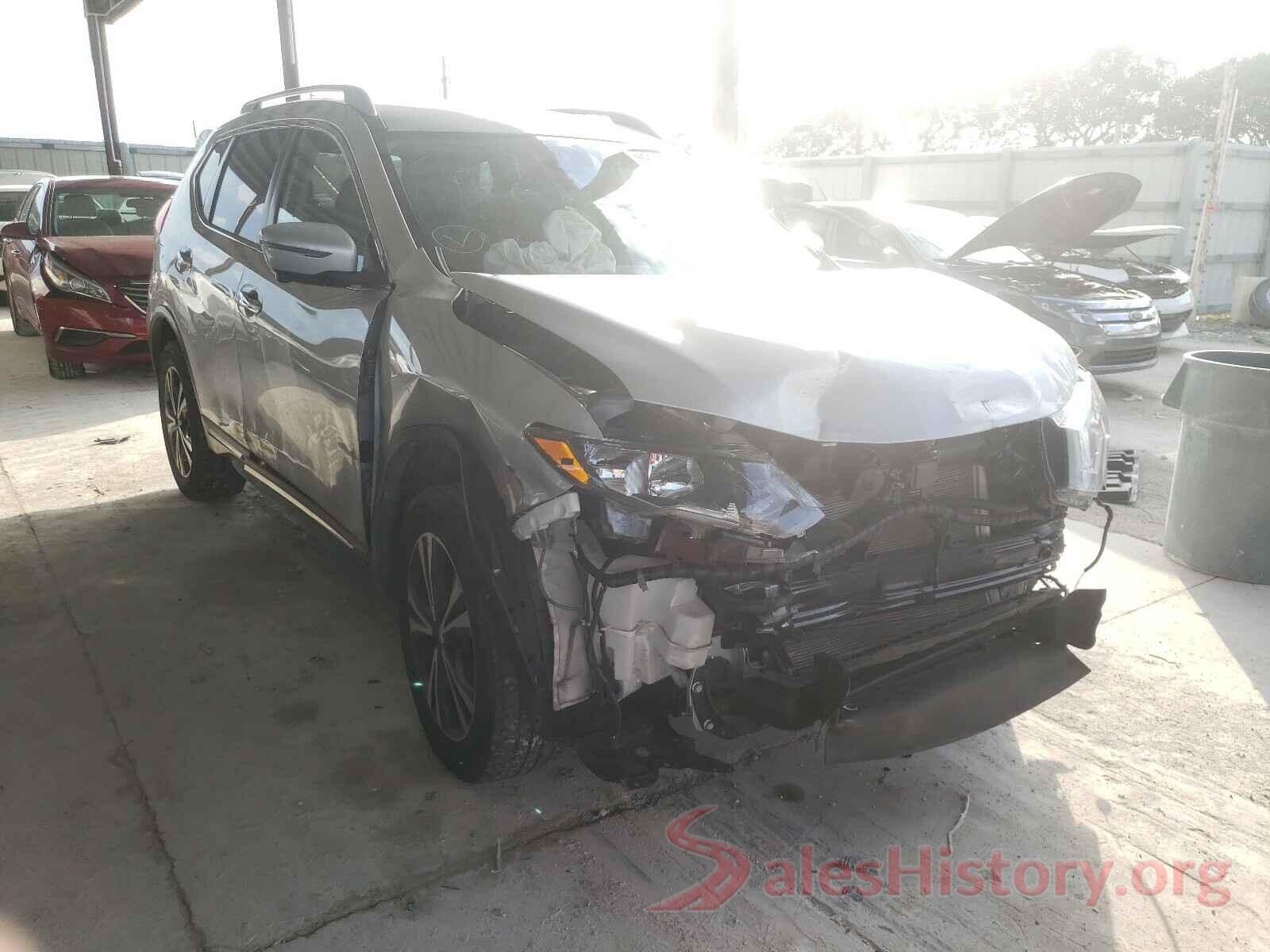 5N1AT2MV6JC733601 2018 NISSAN ROGUE