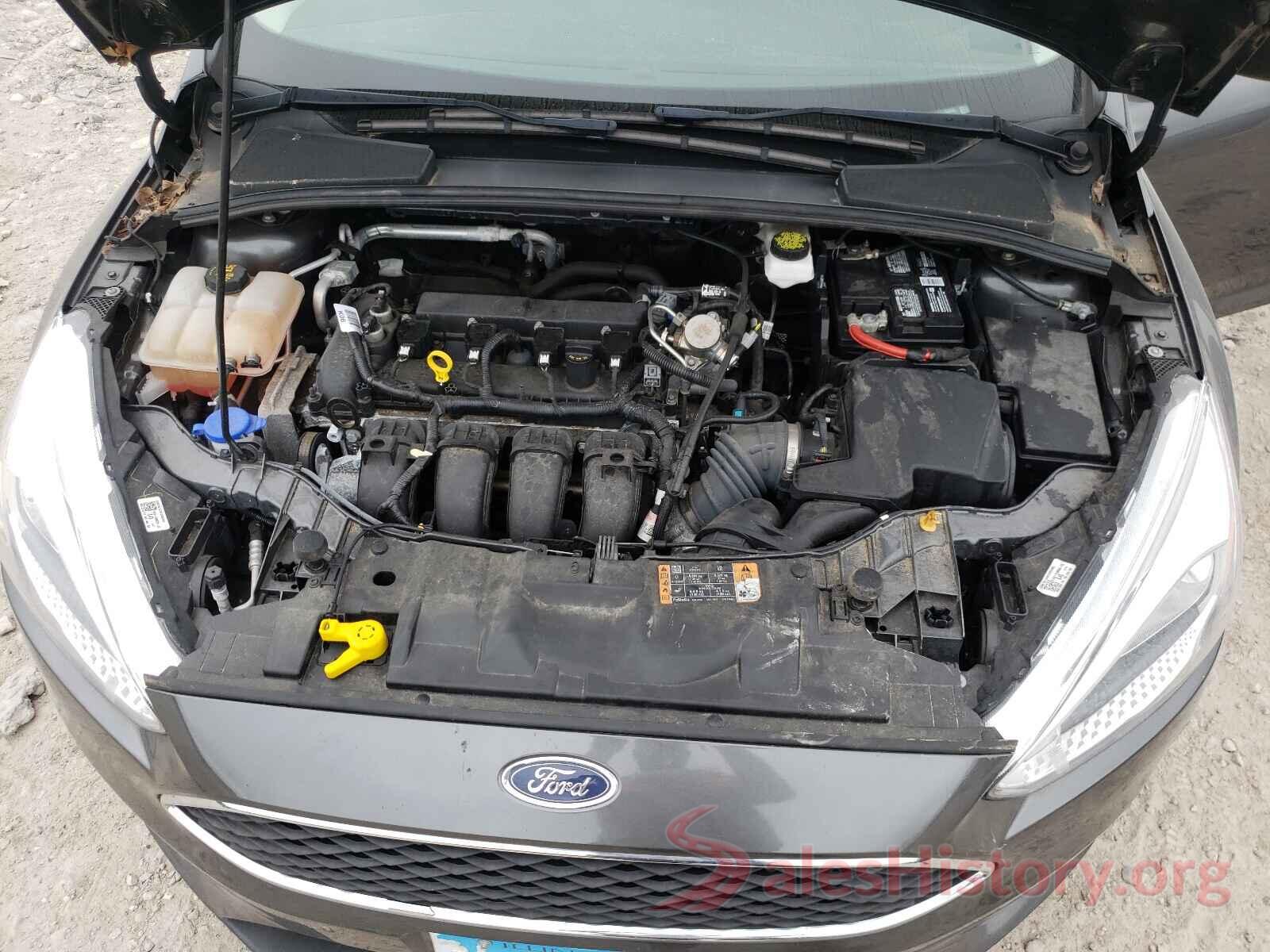 1FADP3E27JL300696 2018 FORD FOCUS