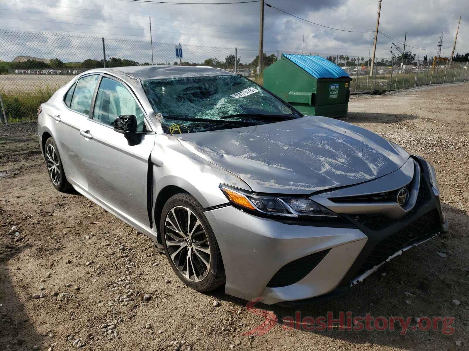 4T1B11HKXKU207102 2019 TOYOTA CAMRY