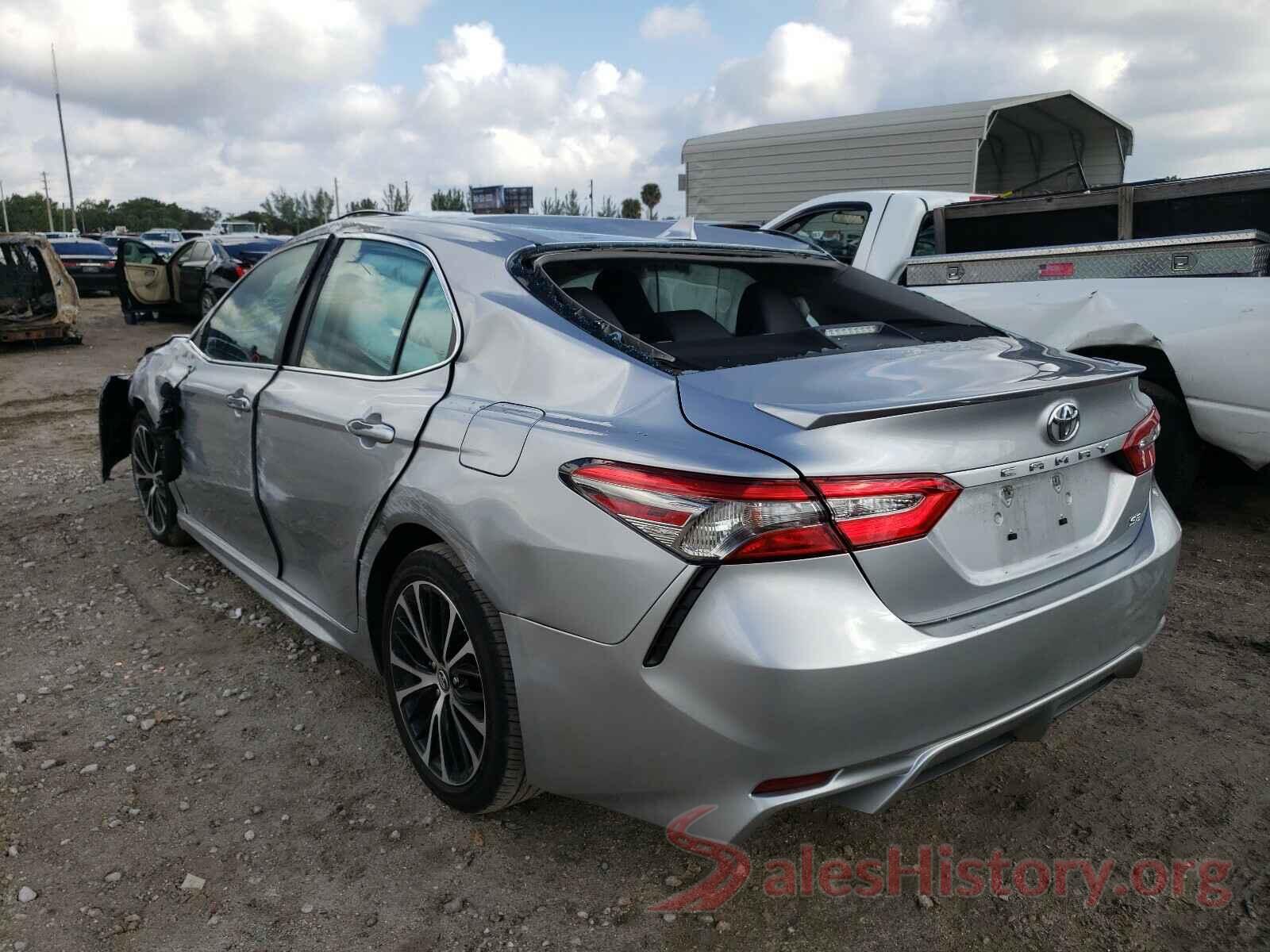 4T1B11HKXKU207102 2019 TOYOTA CAMRY