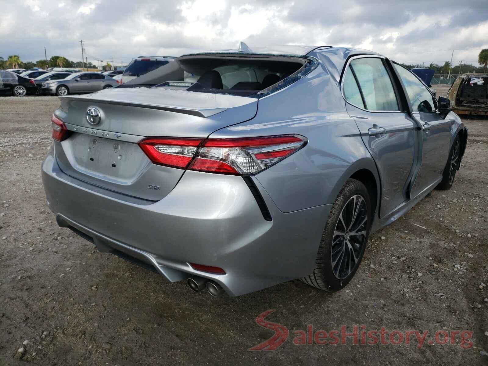 4T1B11HKXKU207102 2019 TOYOTA CAMRY