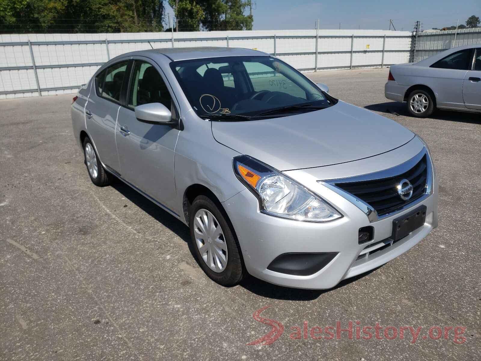 3N1CN7AP5KL866059 2019 NISSAN VERSA