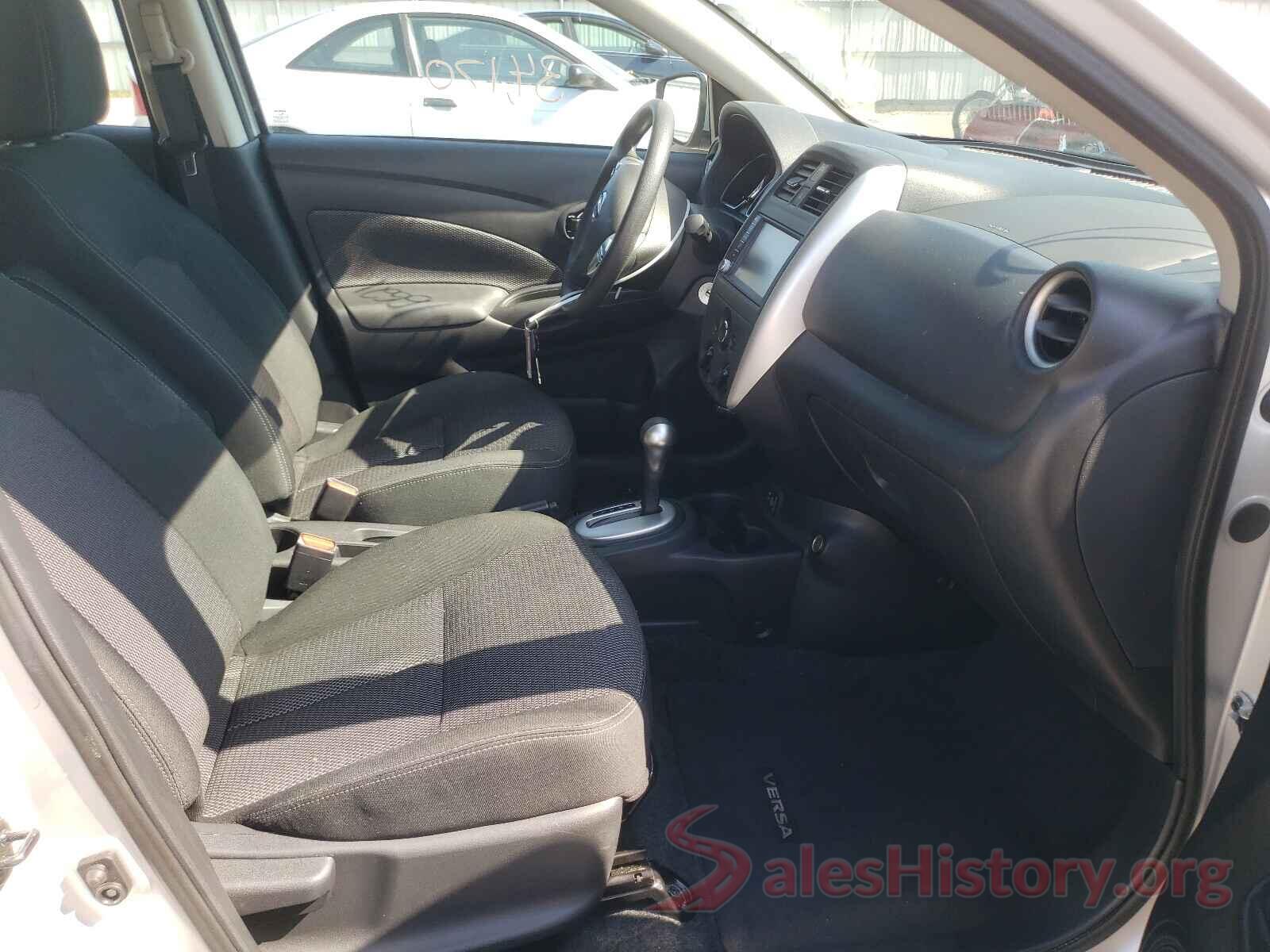 3N1CN7AP5KL866059 2019 NISSAN VERSA