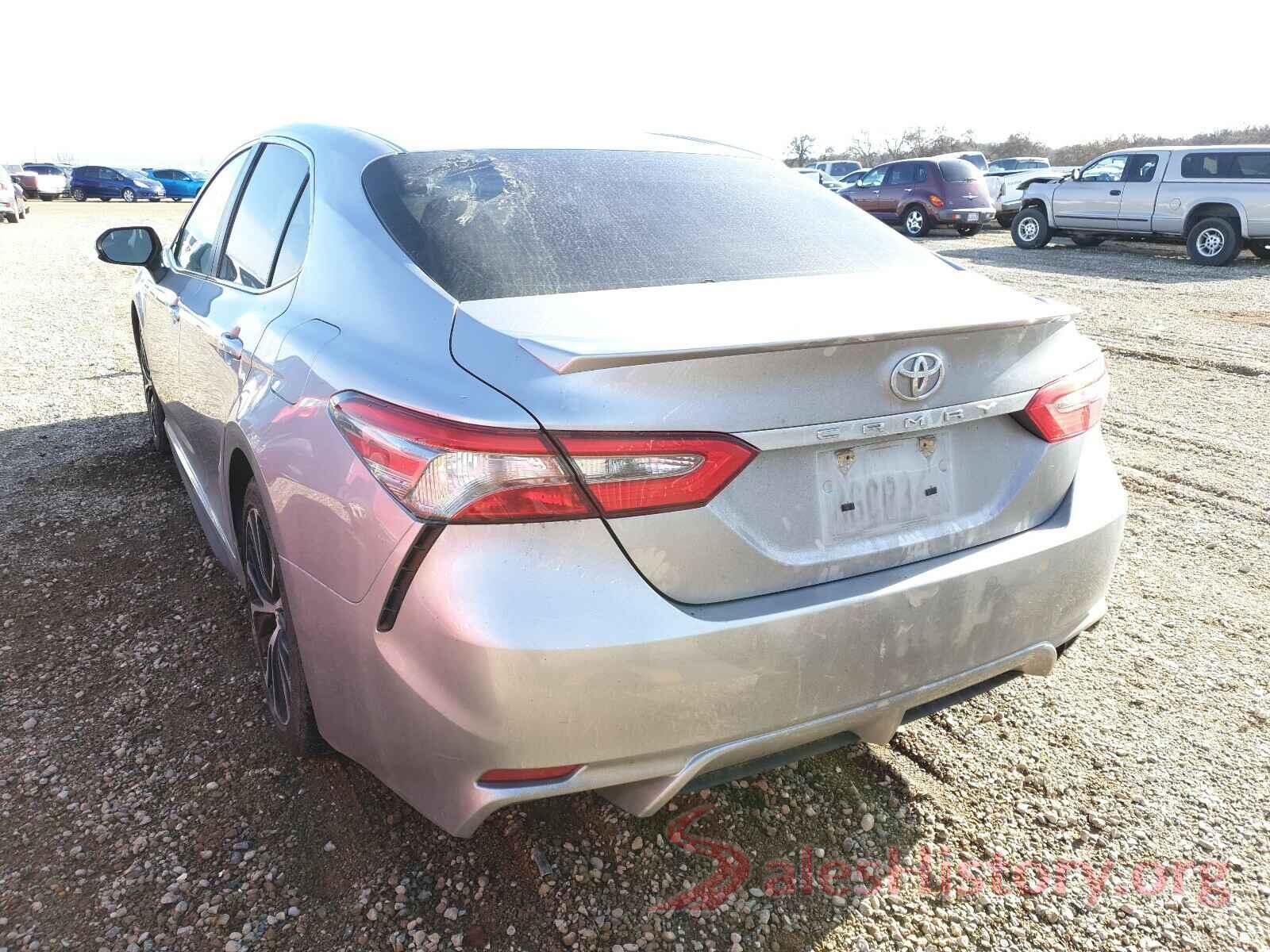 4T1B11HK9JU154908 2018 TOYOTA CAMRY