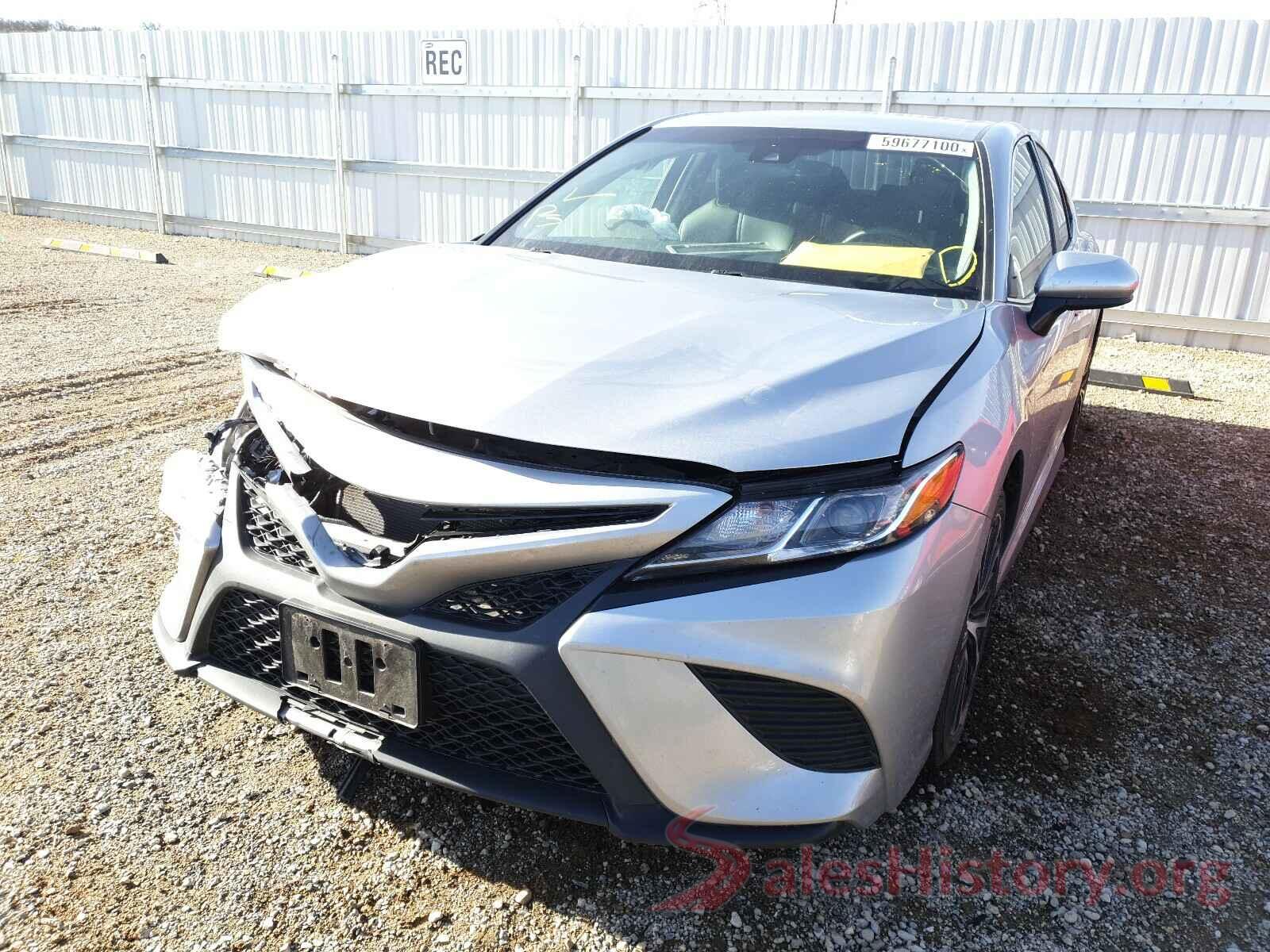 4T1B11HK9JU154908 2018 TOYOTA CAMRY