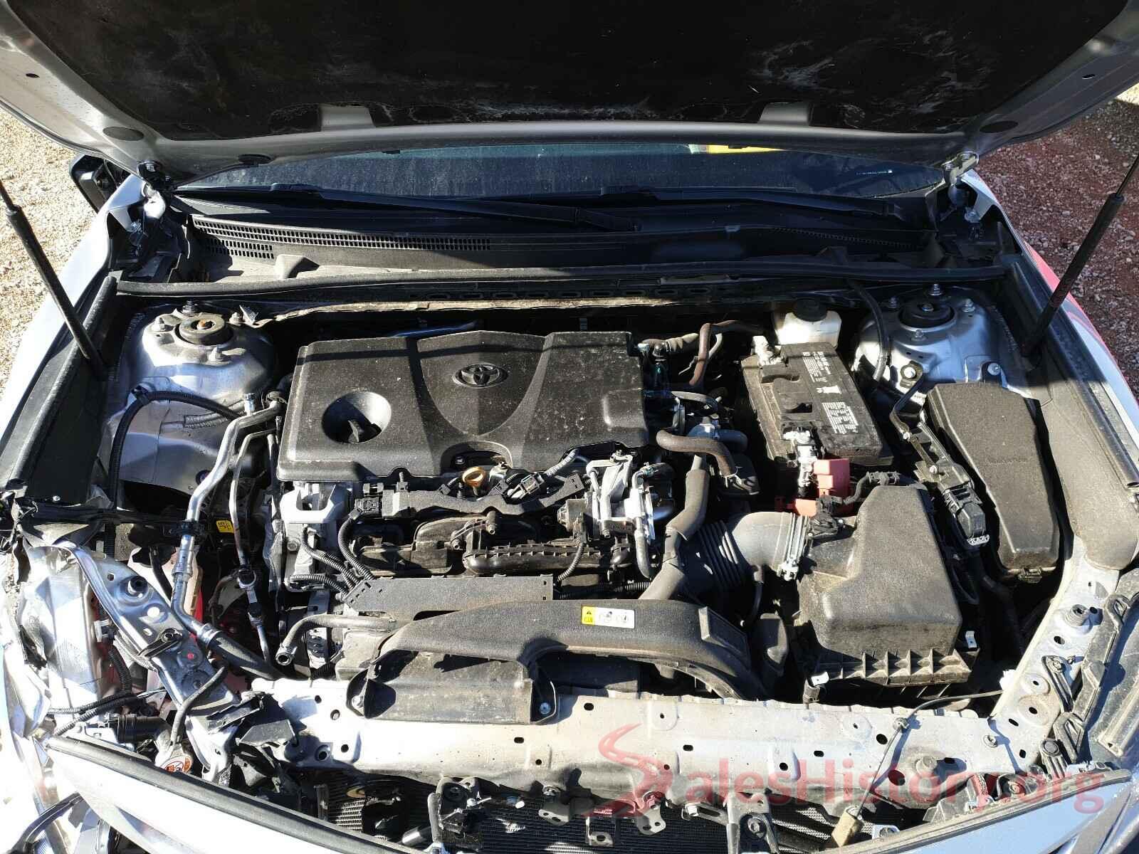 4T1B11HK9JU154908 2018 TOYOTA CAMRY