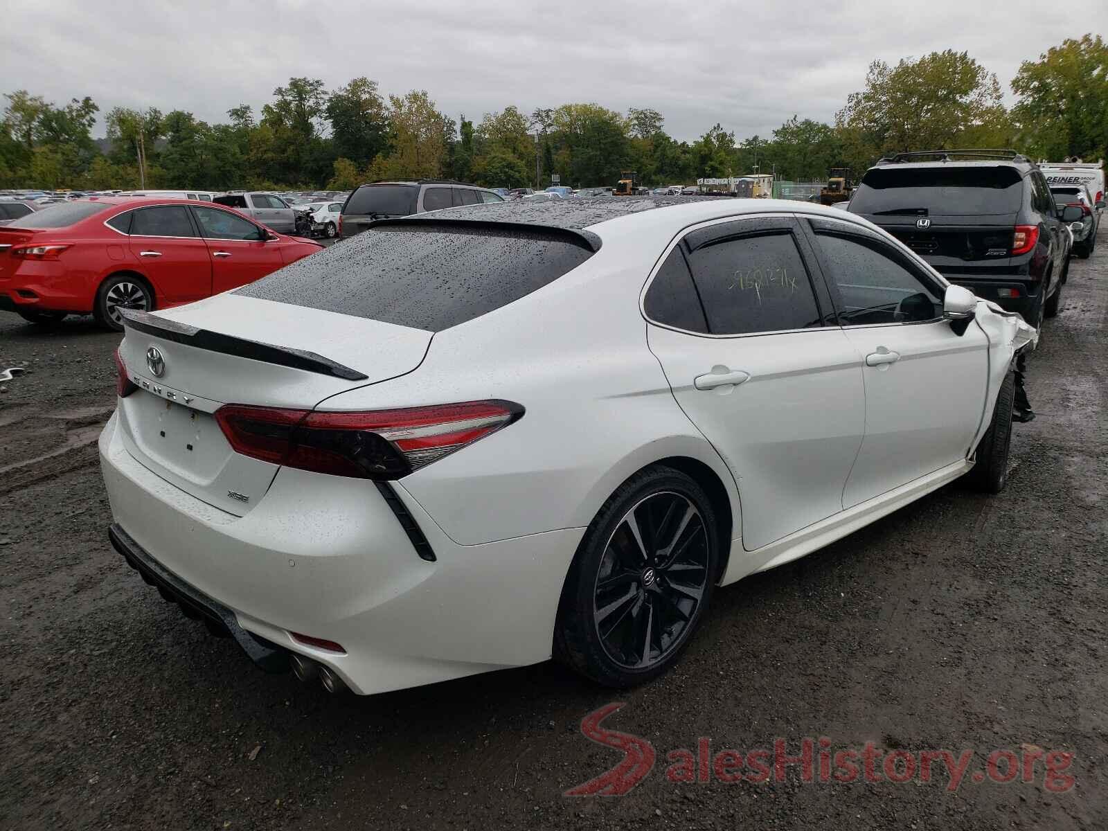 4T1B61HK5JU003081 2018 TOYOTA CAMRY