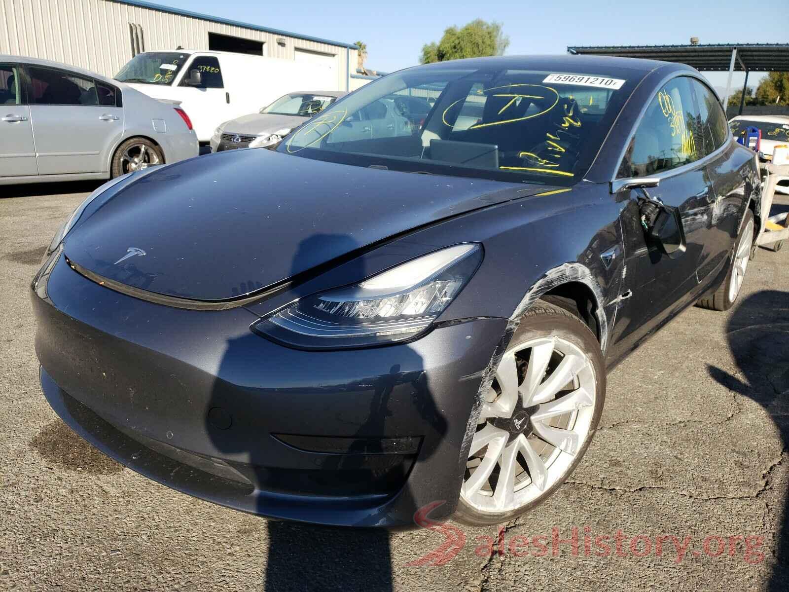 5YJ3E1EBXJF091005 2018 TESLA MODEL 3